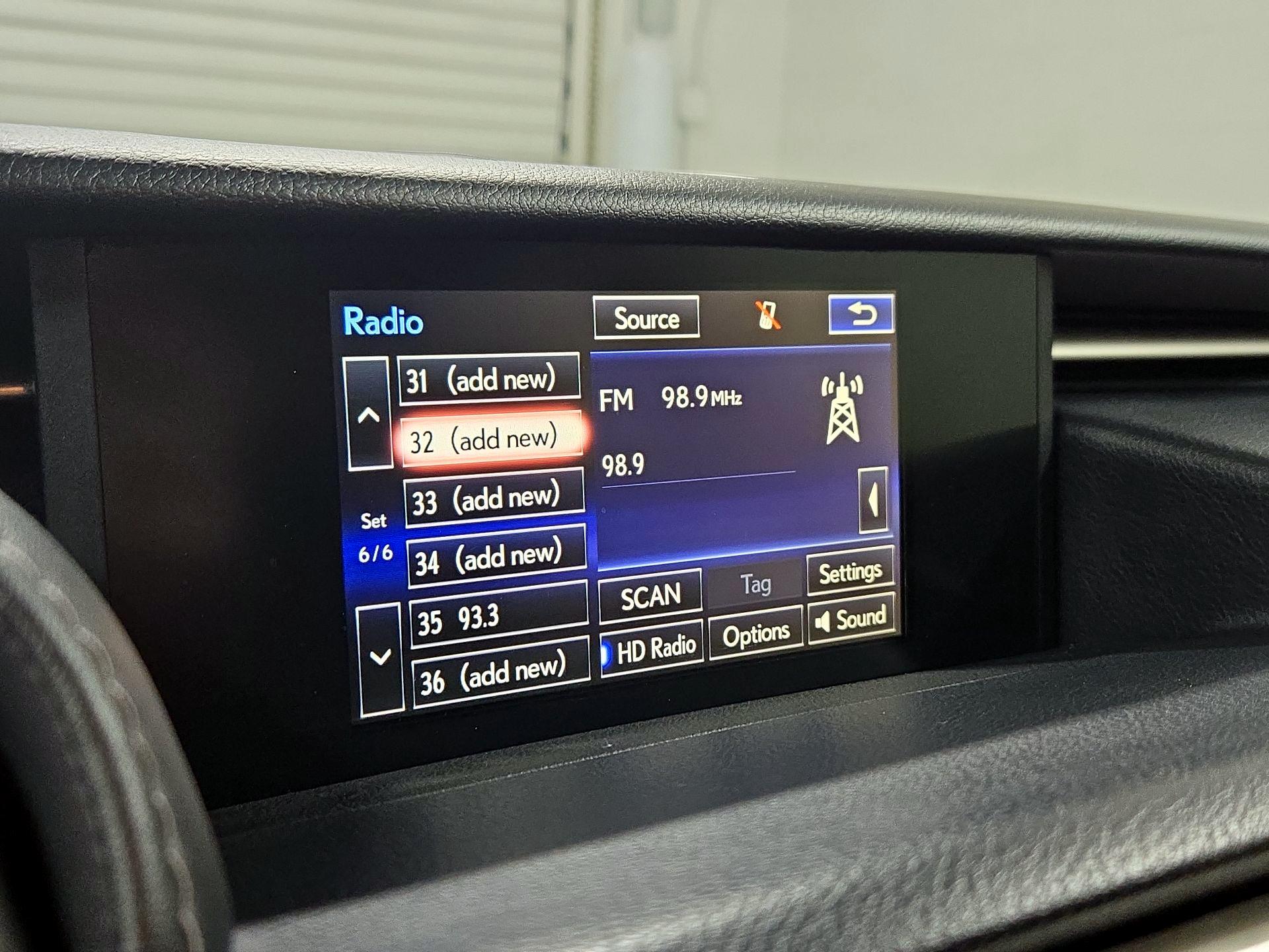 Thumbnail: 2016 Lexus IS - 16