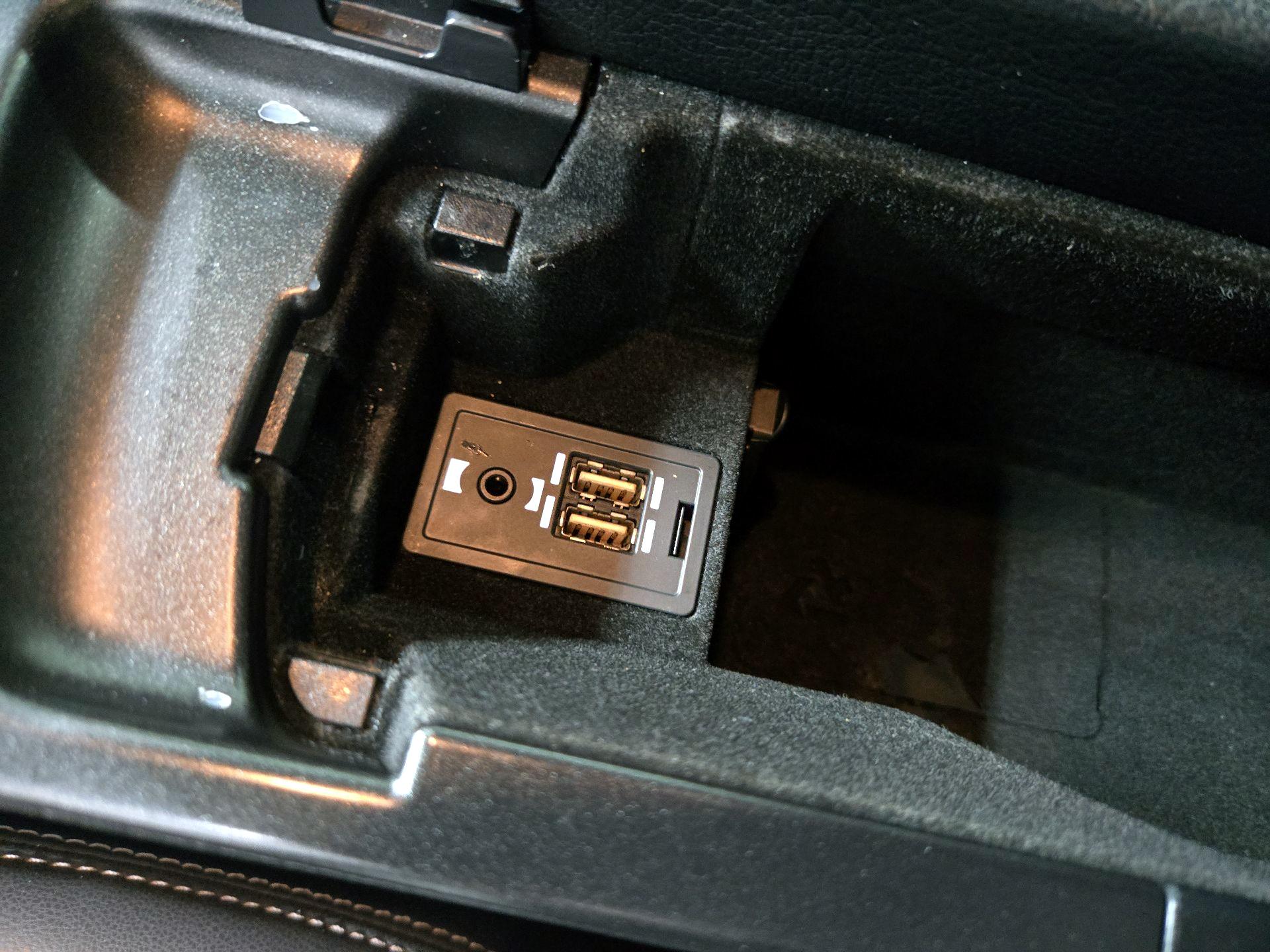 Thumbnail: 2016 Lexus IS - 19