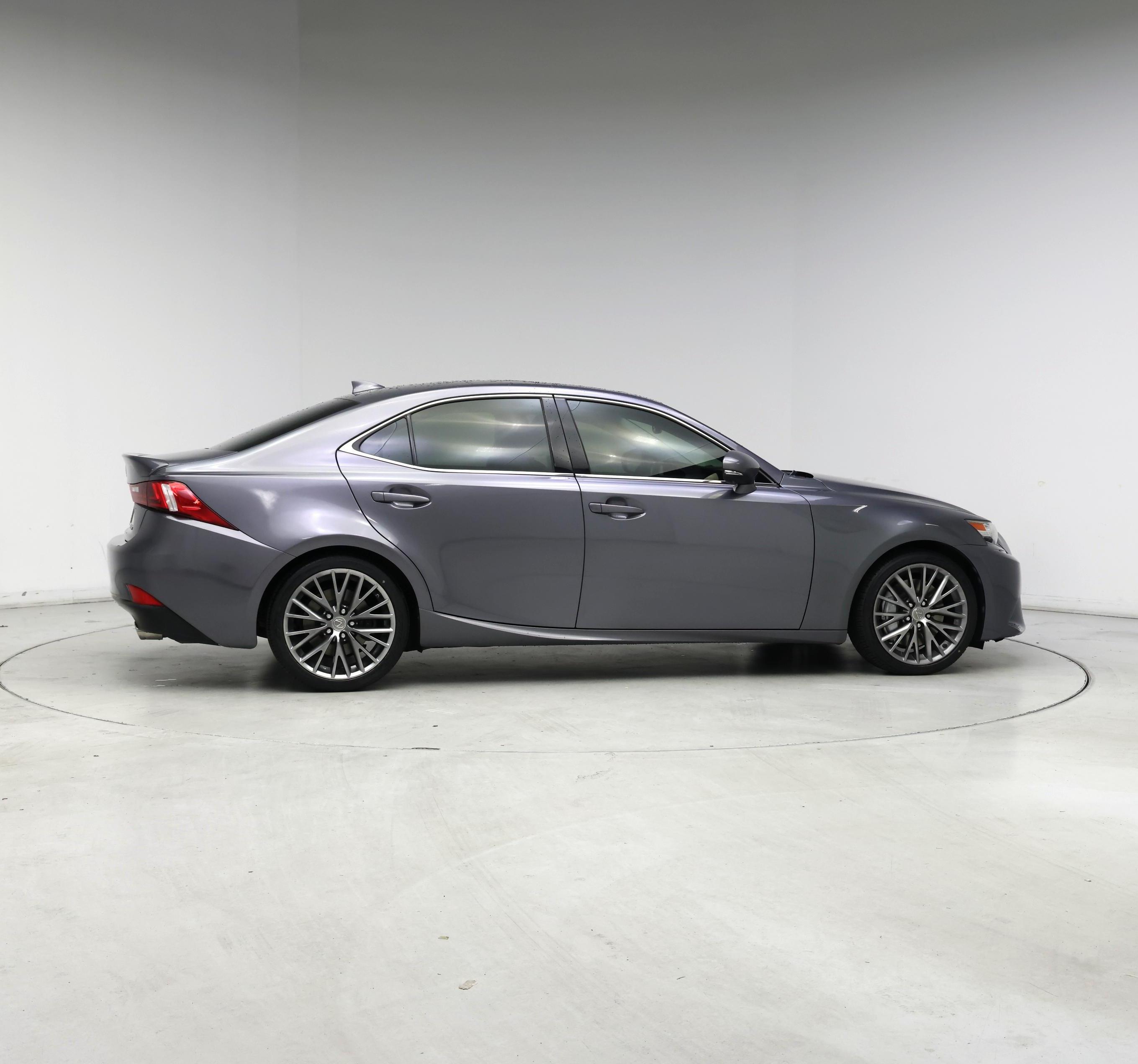 Thumbnail: 2016 Lexus IS - 7