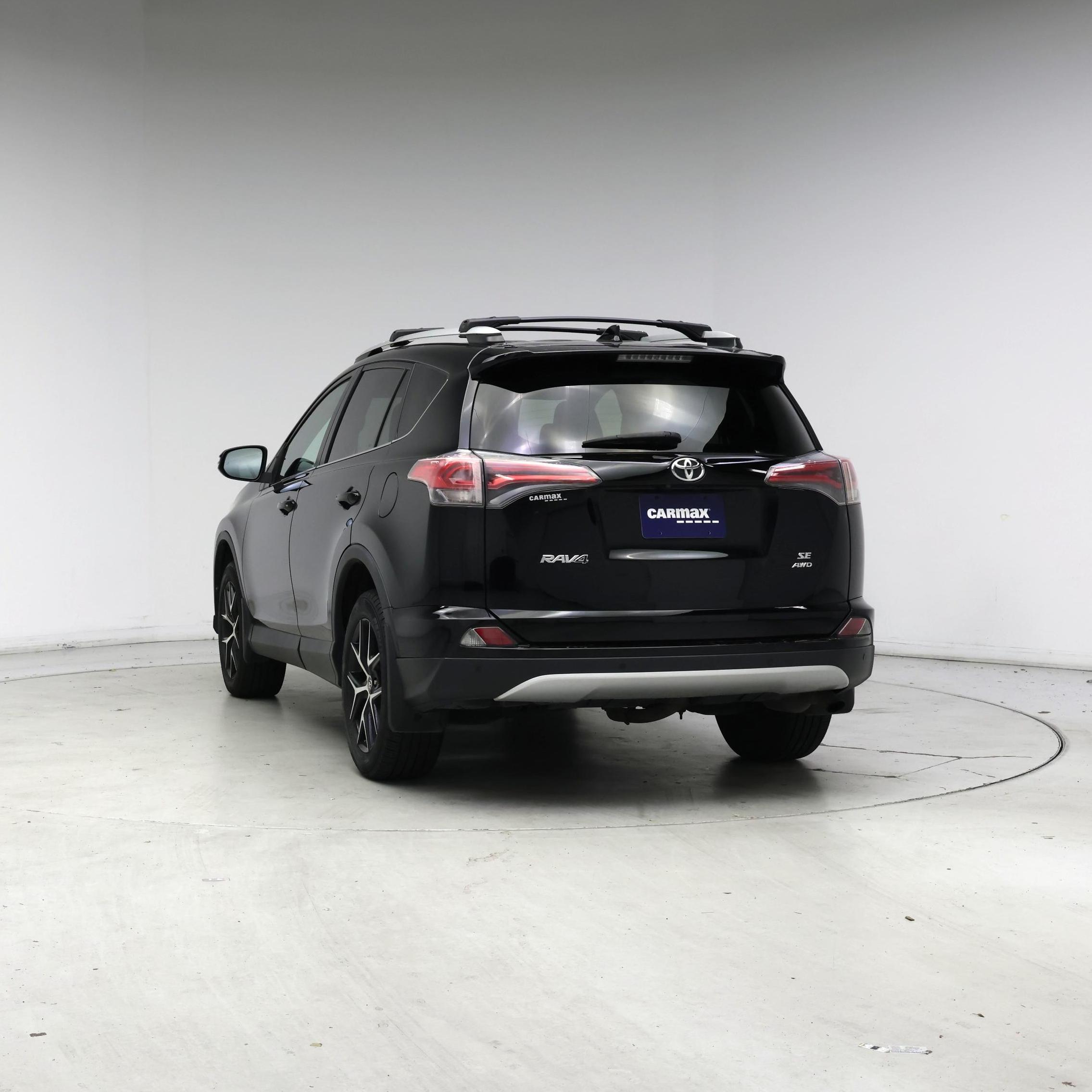 Thumbnail: 2016 Toyota RAV4 - 6