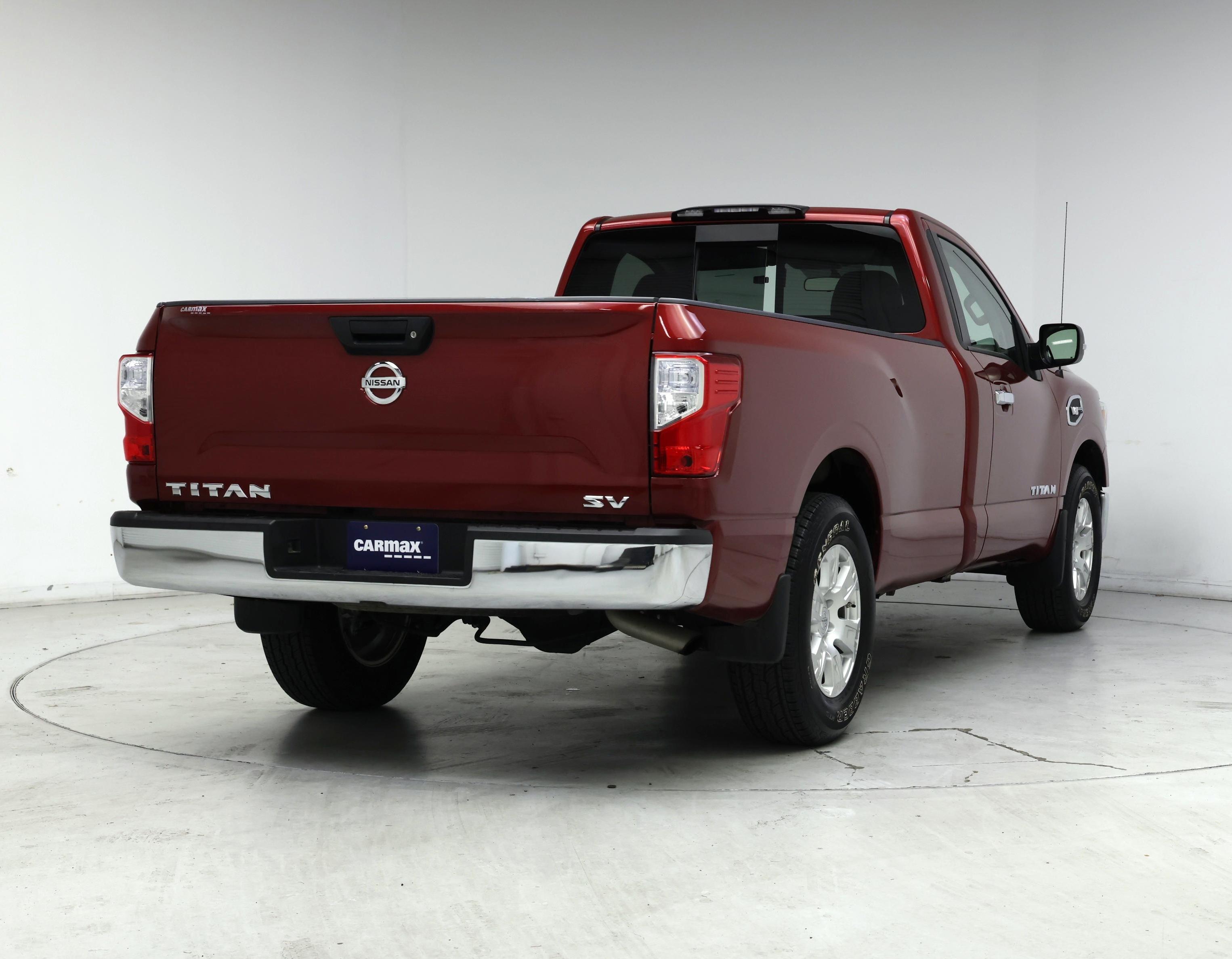 Thumbnail: 2017 Nissan Titan - 8