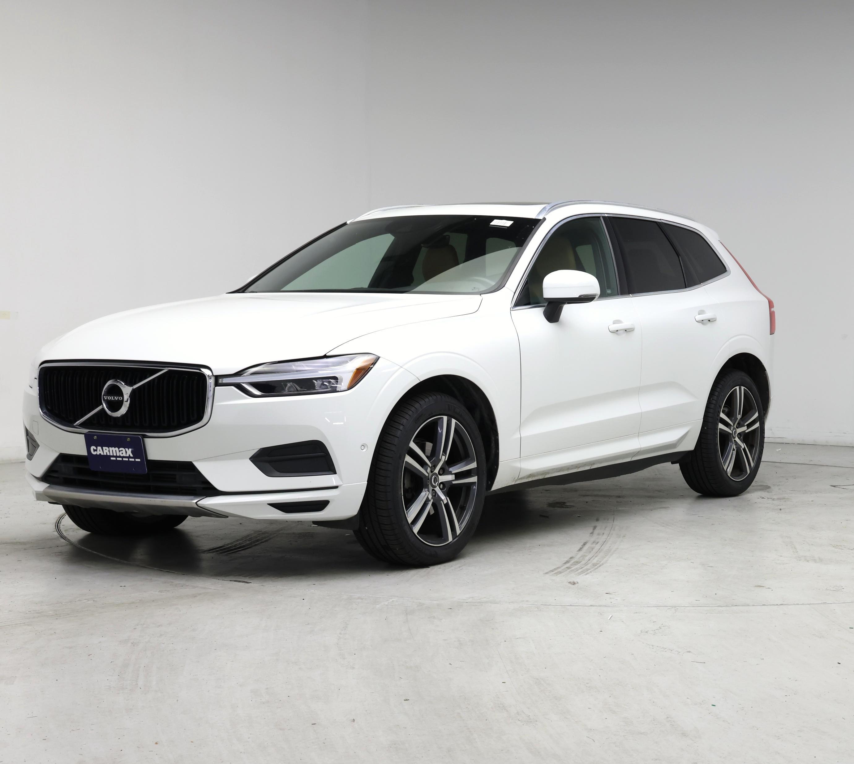 Thumbnail: 2019 Volvo XC60 - 4