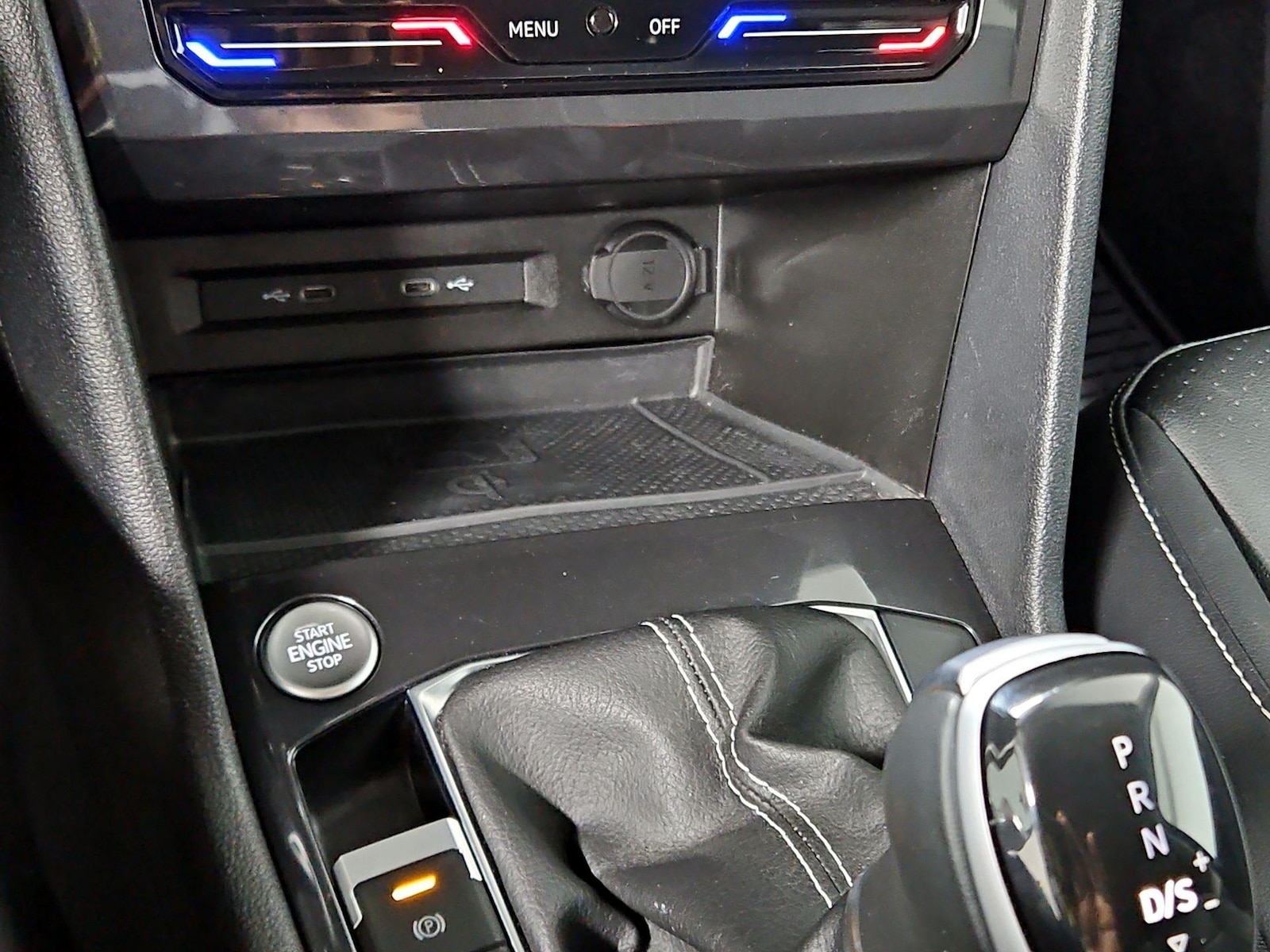 2023 Volkswagen Tiguan SE - Photo 19