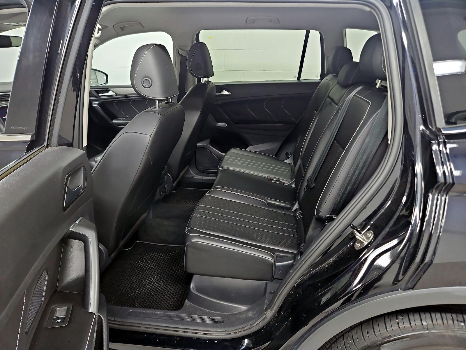 2023 Volkswagen Tiguan SE - Photo 20