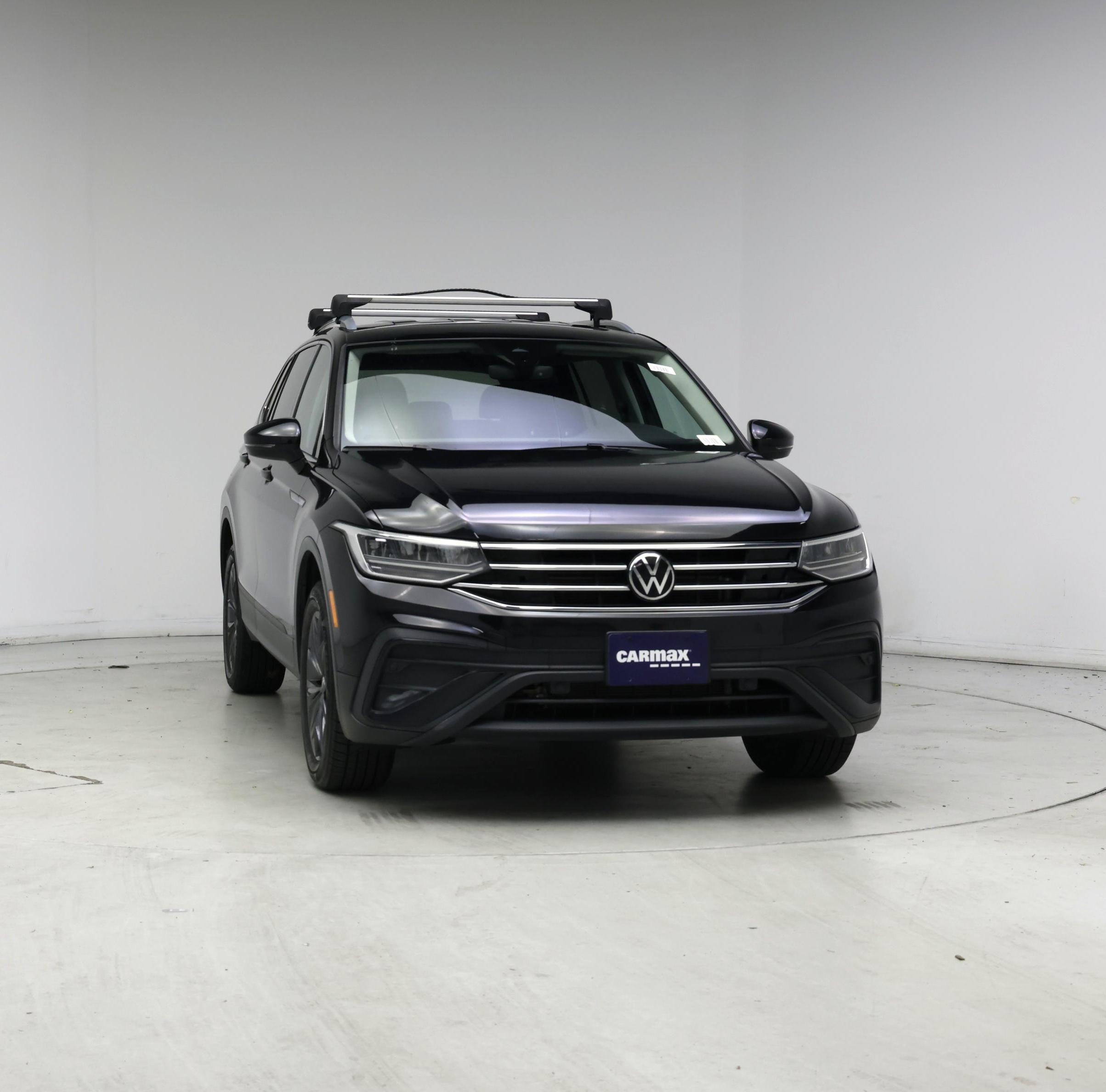 Thumbnail: 2023 Volkswagen Tiguan - 5