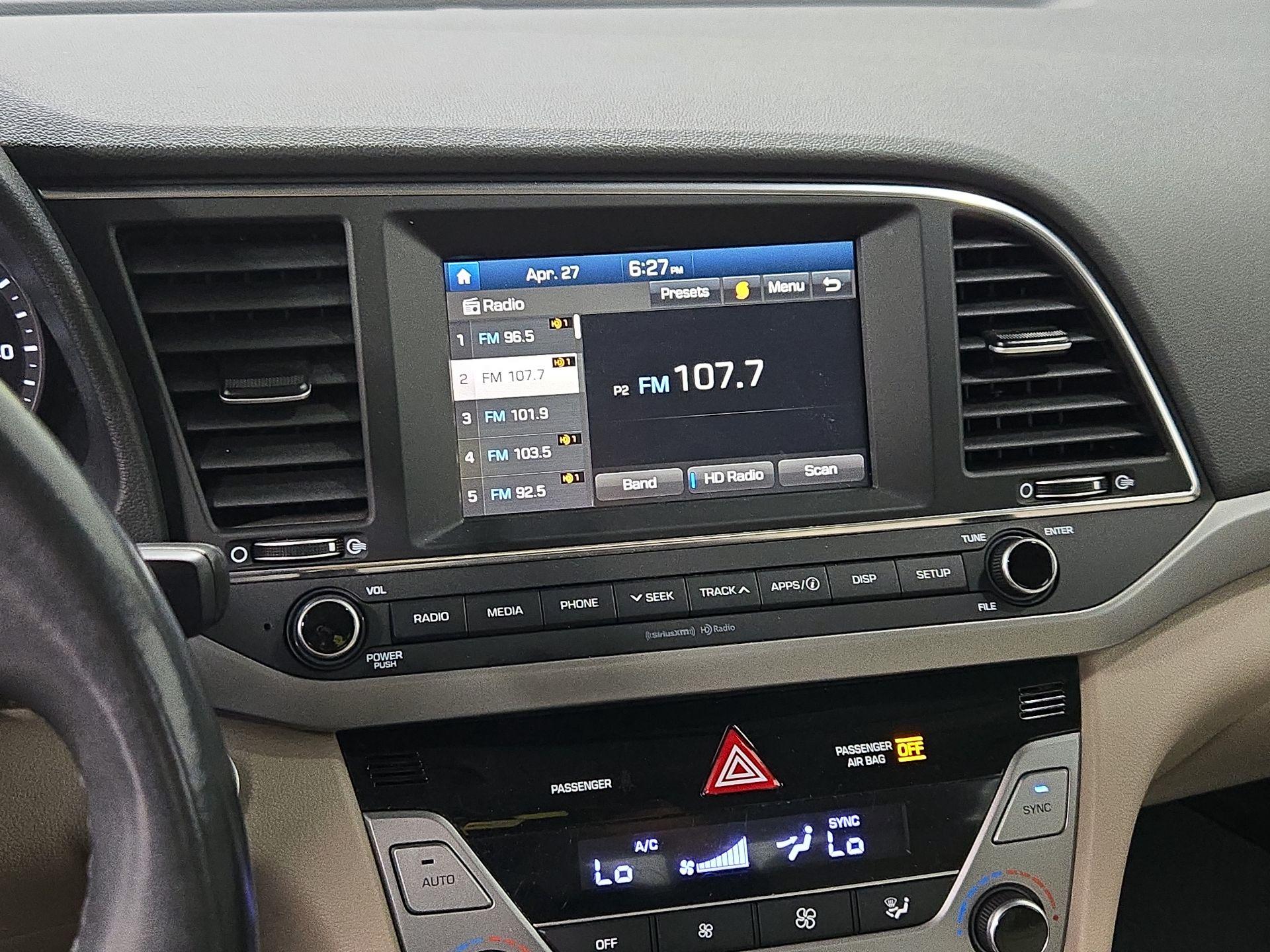 Thumbnail: 2018 Hyundai Elantra - 15