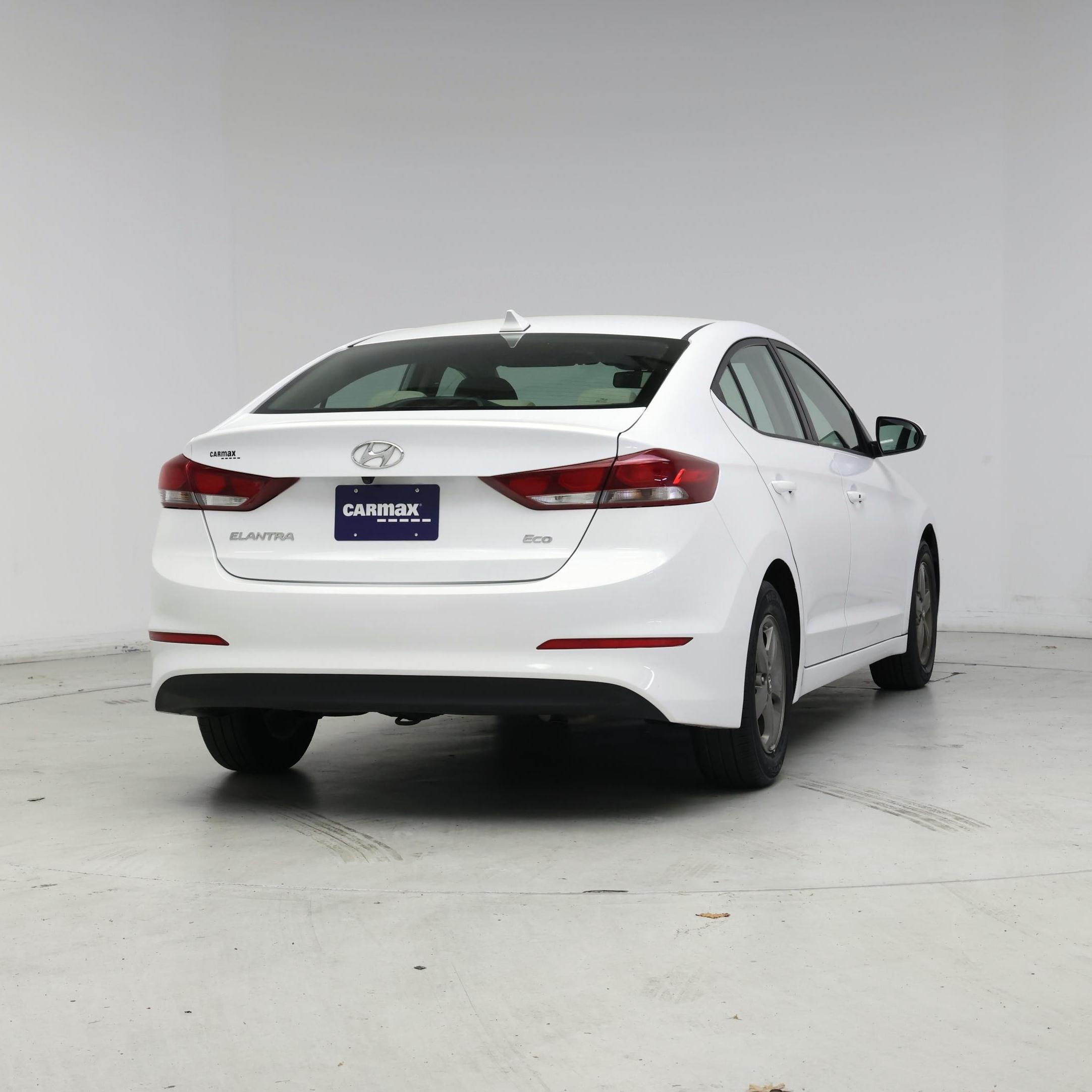 Thumbnail: 2018 Hyundai Elantra - 8
