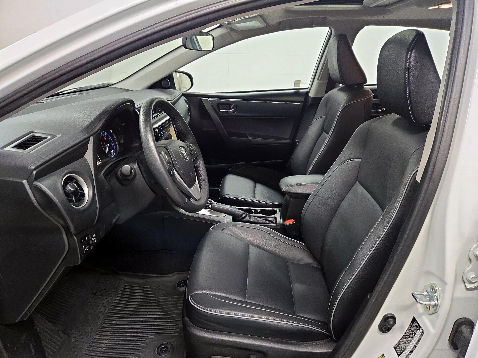 Thumbnail: 2018 Toyota Corolla - 11