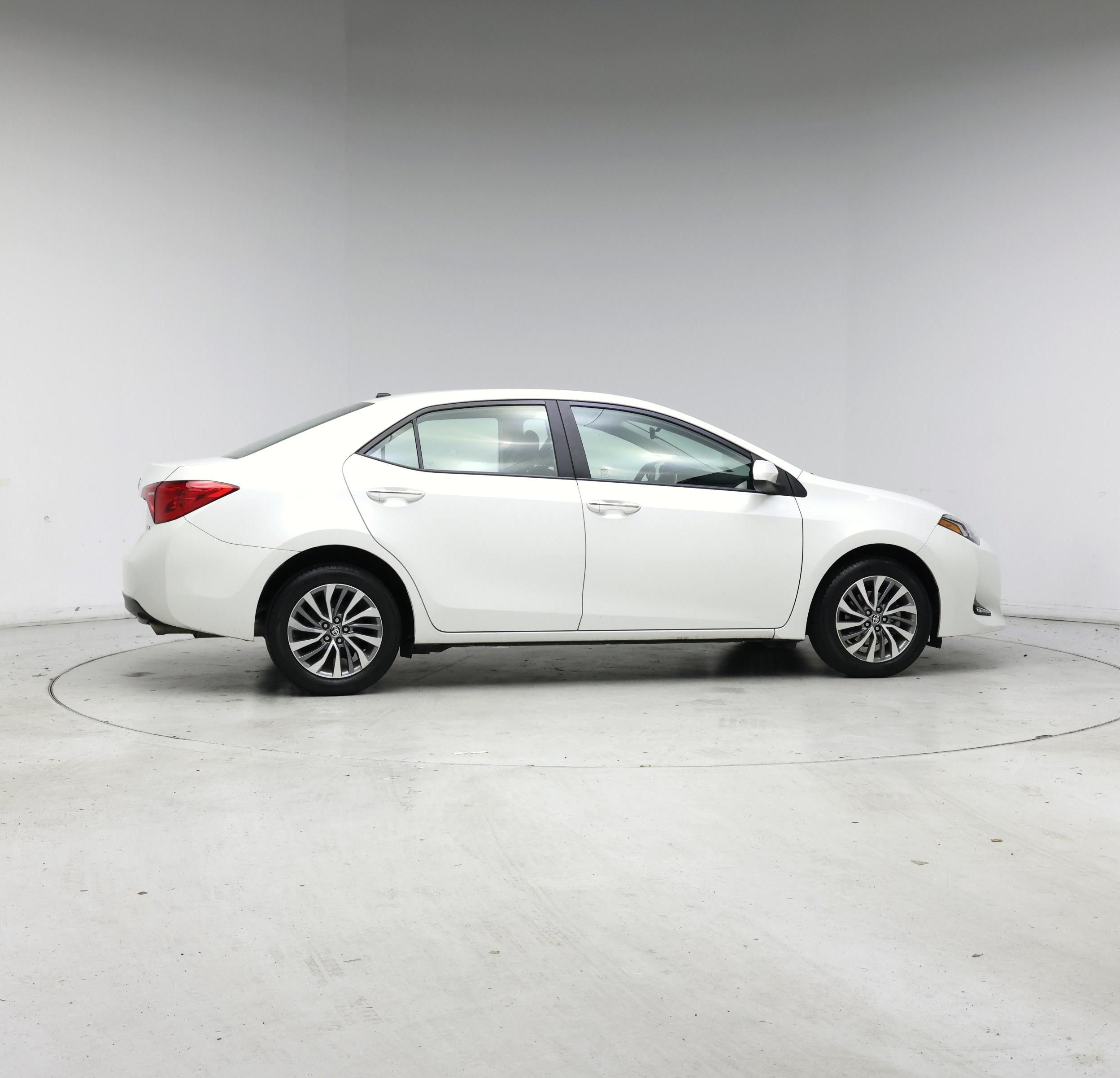 Thumbnail: 2018 Toyota Corolla - 7