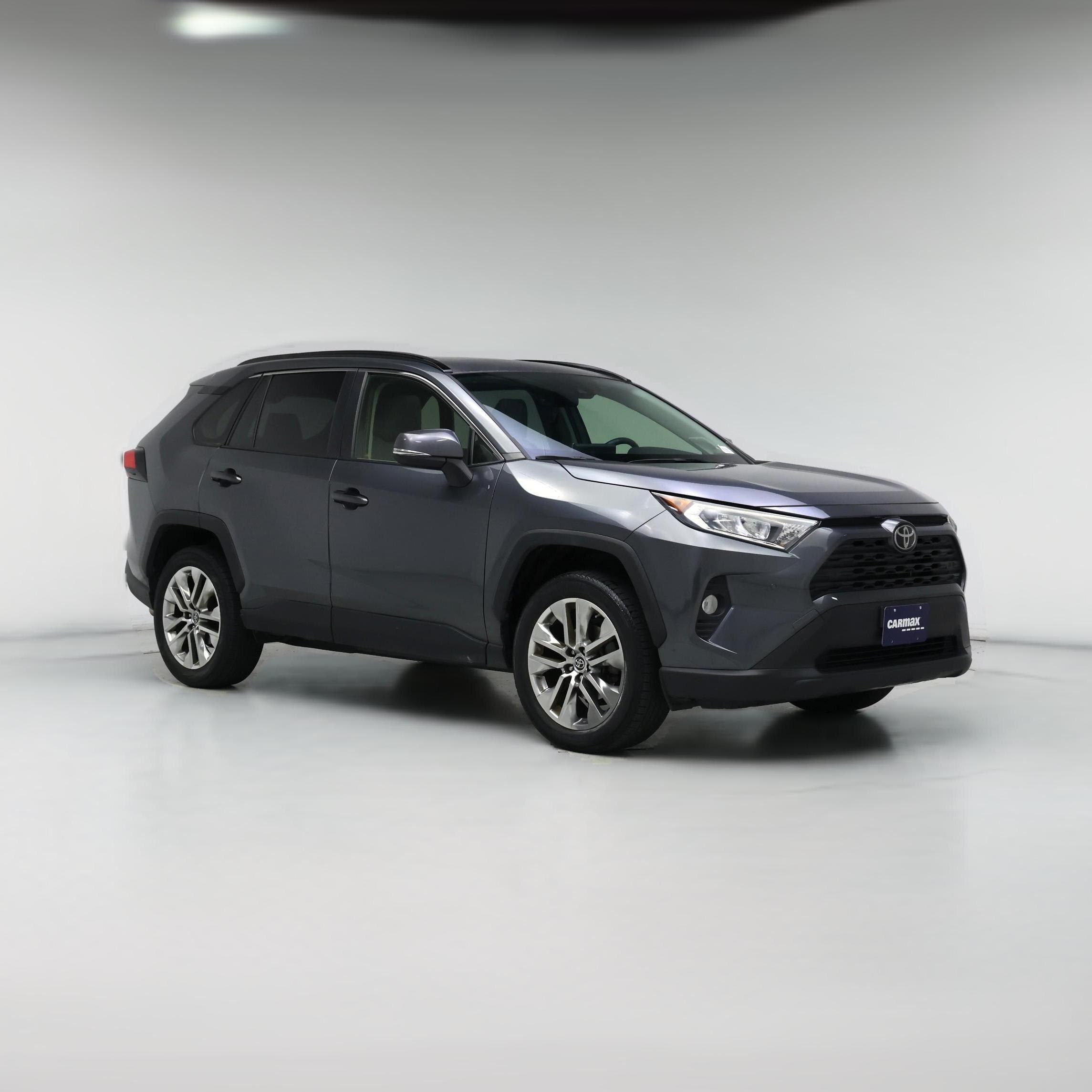 Thumbnail: 2019 Toyota RAV4 - 1