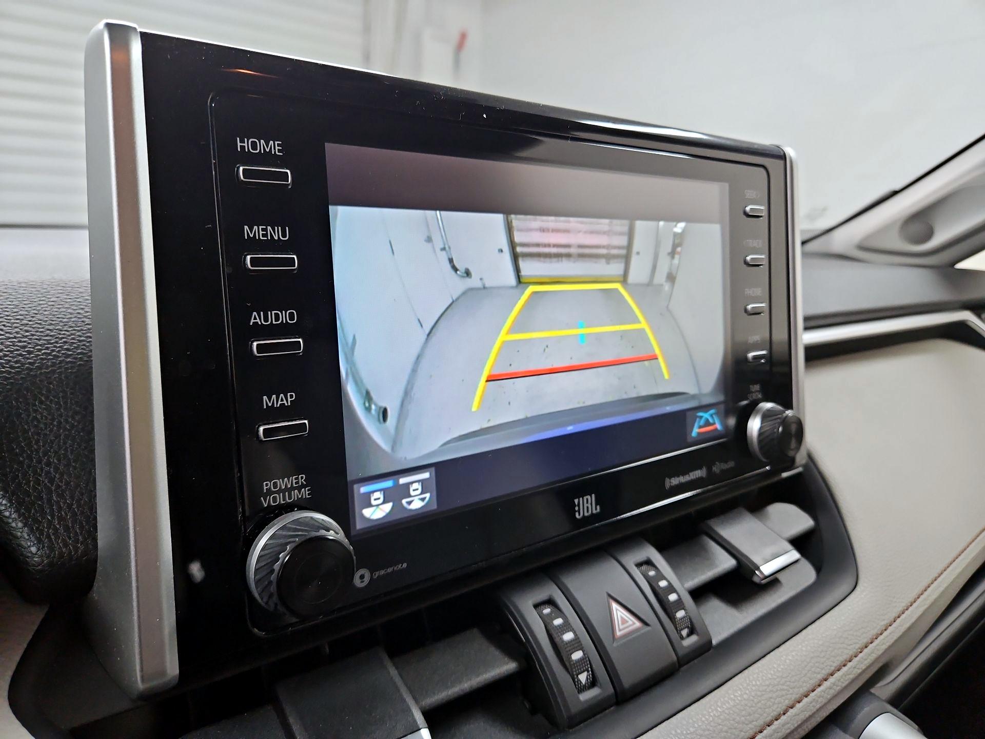 Thumbnail: 2019 Toyota RAV4 - 14