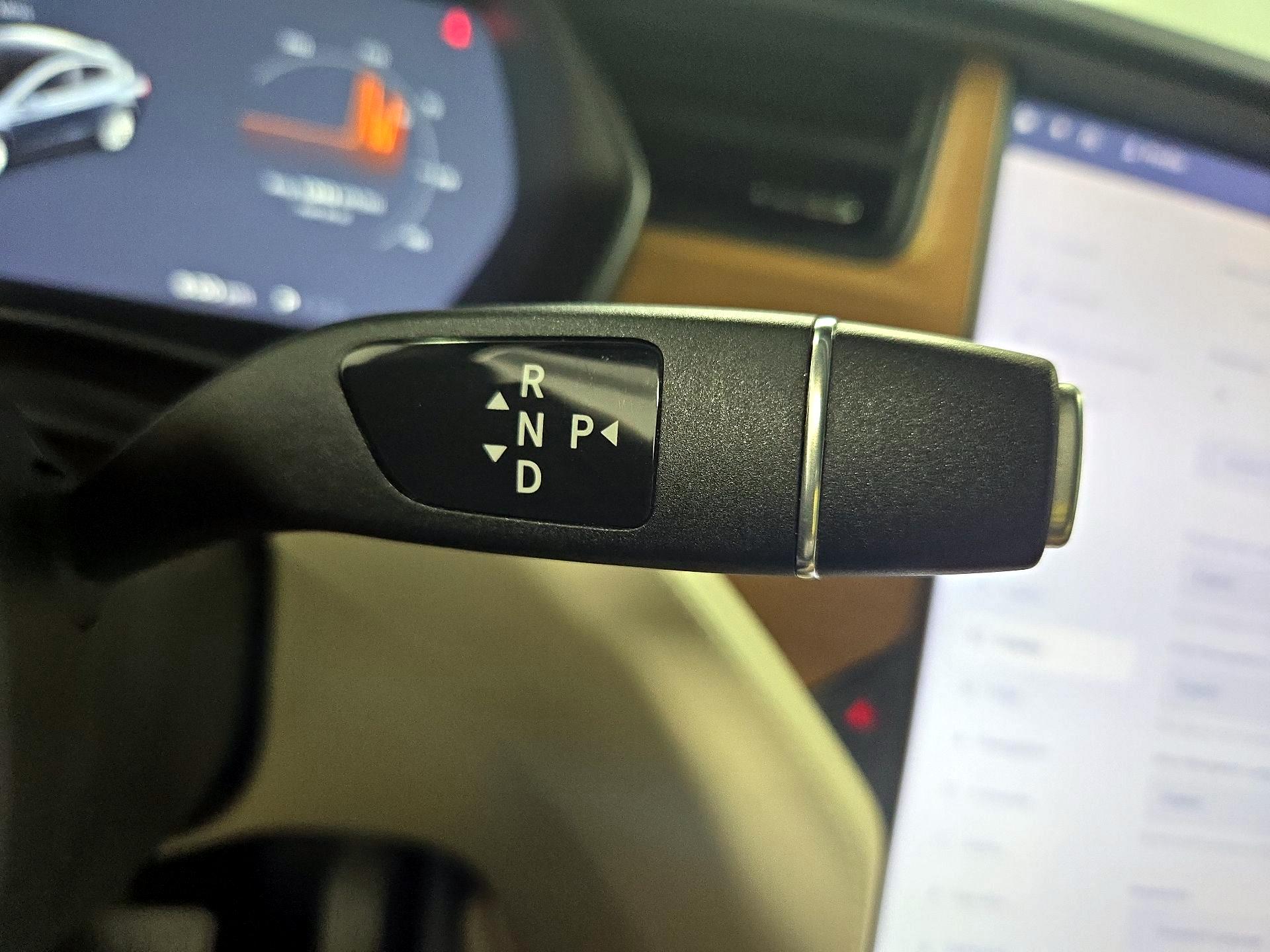 Thumbnail: 2020 Tesla Model X - 17