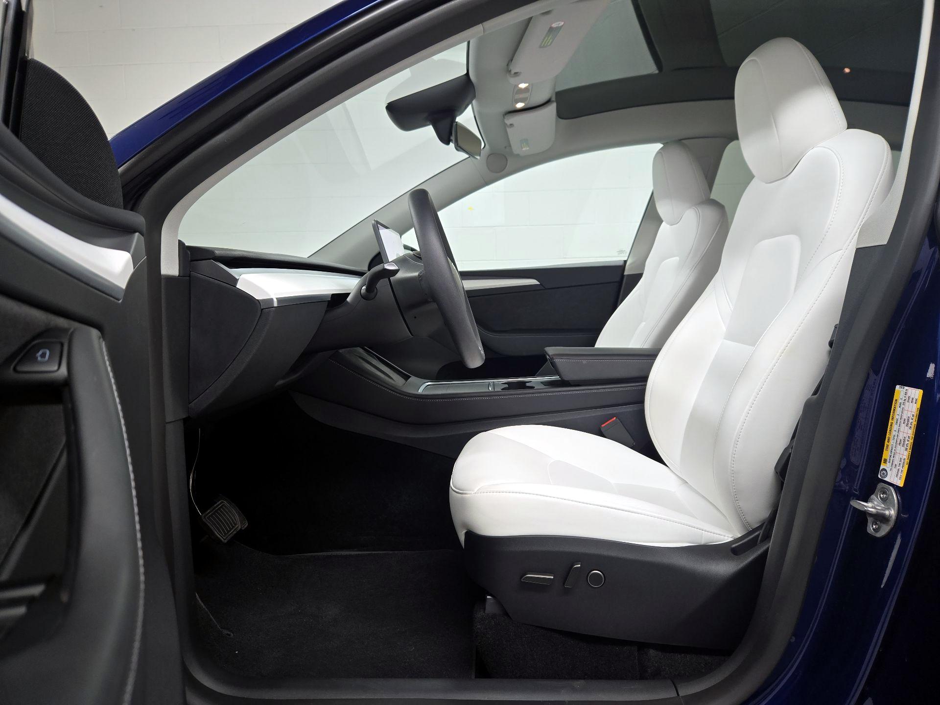 Thumbnail: 2025 Tesla Model Y - 11