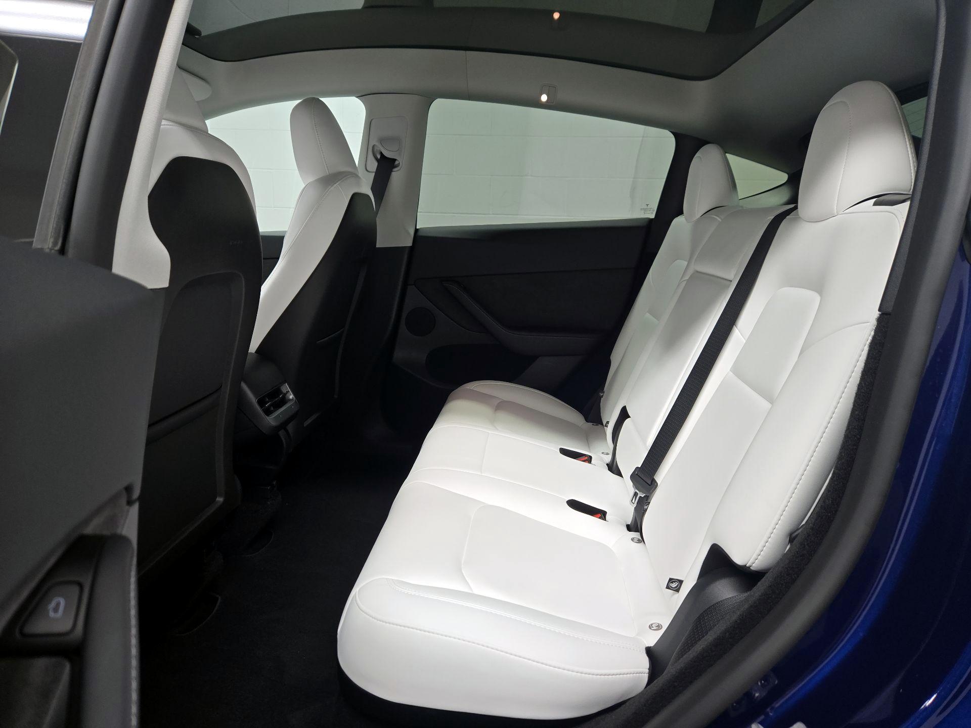 Thumbnail: 2025 Tesla Model Y - 18