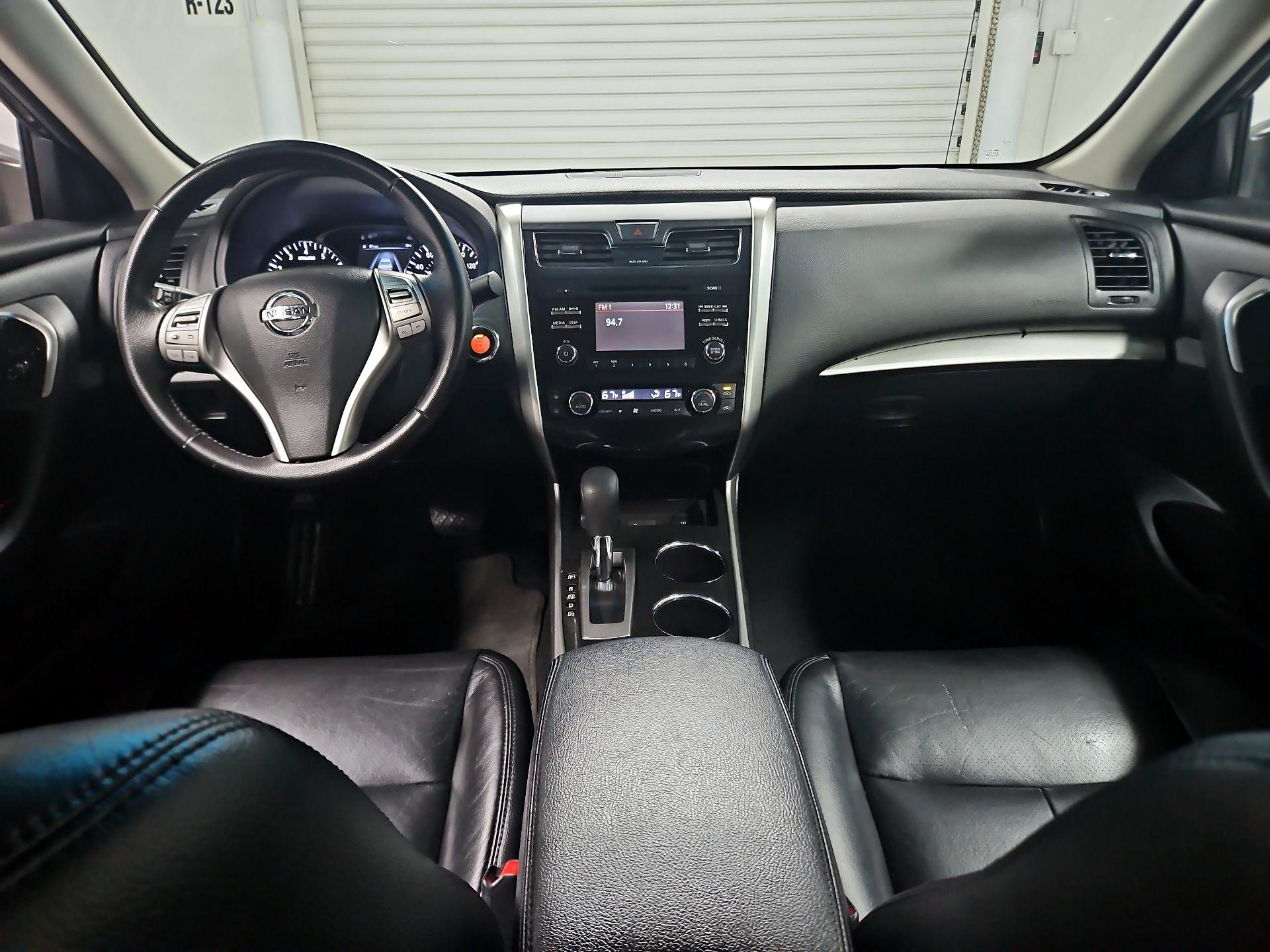 Thumbnail: 2014 Nissan Altima - 9