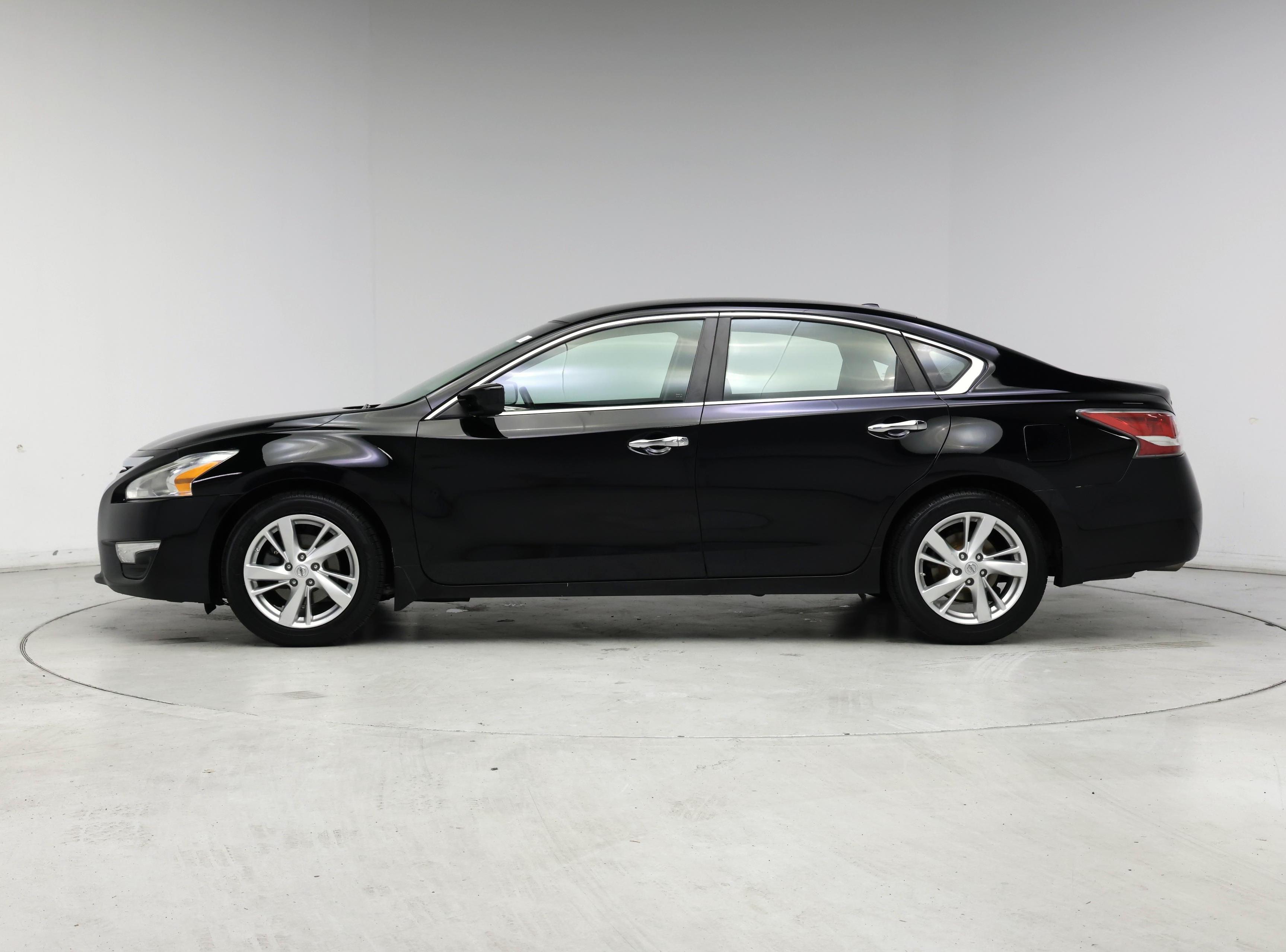 Thumbnail: 2014 Nissan Altima - 3