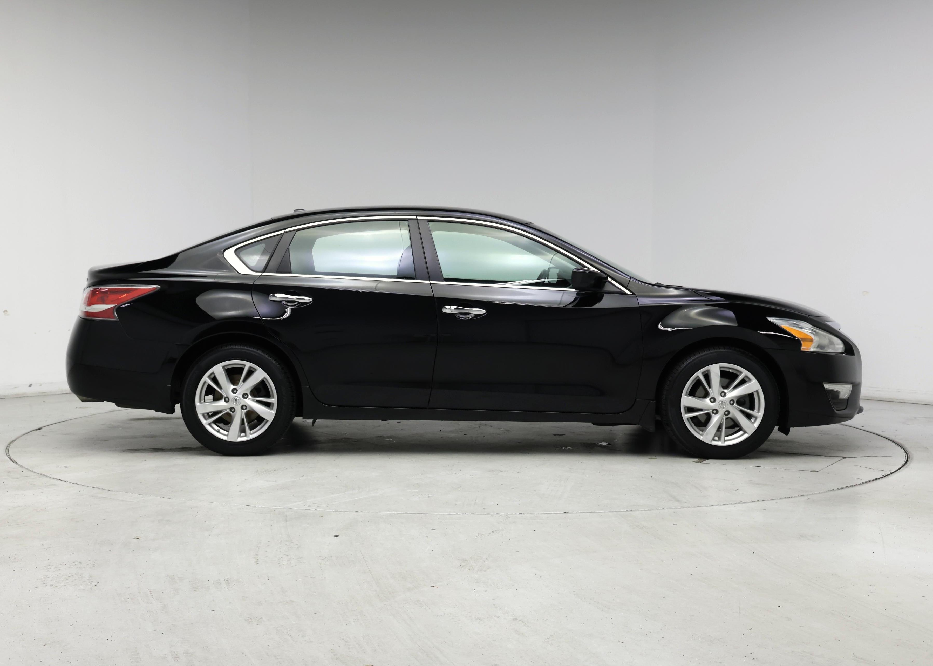 Thumbnail: 2014 Nissan Altima - 7