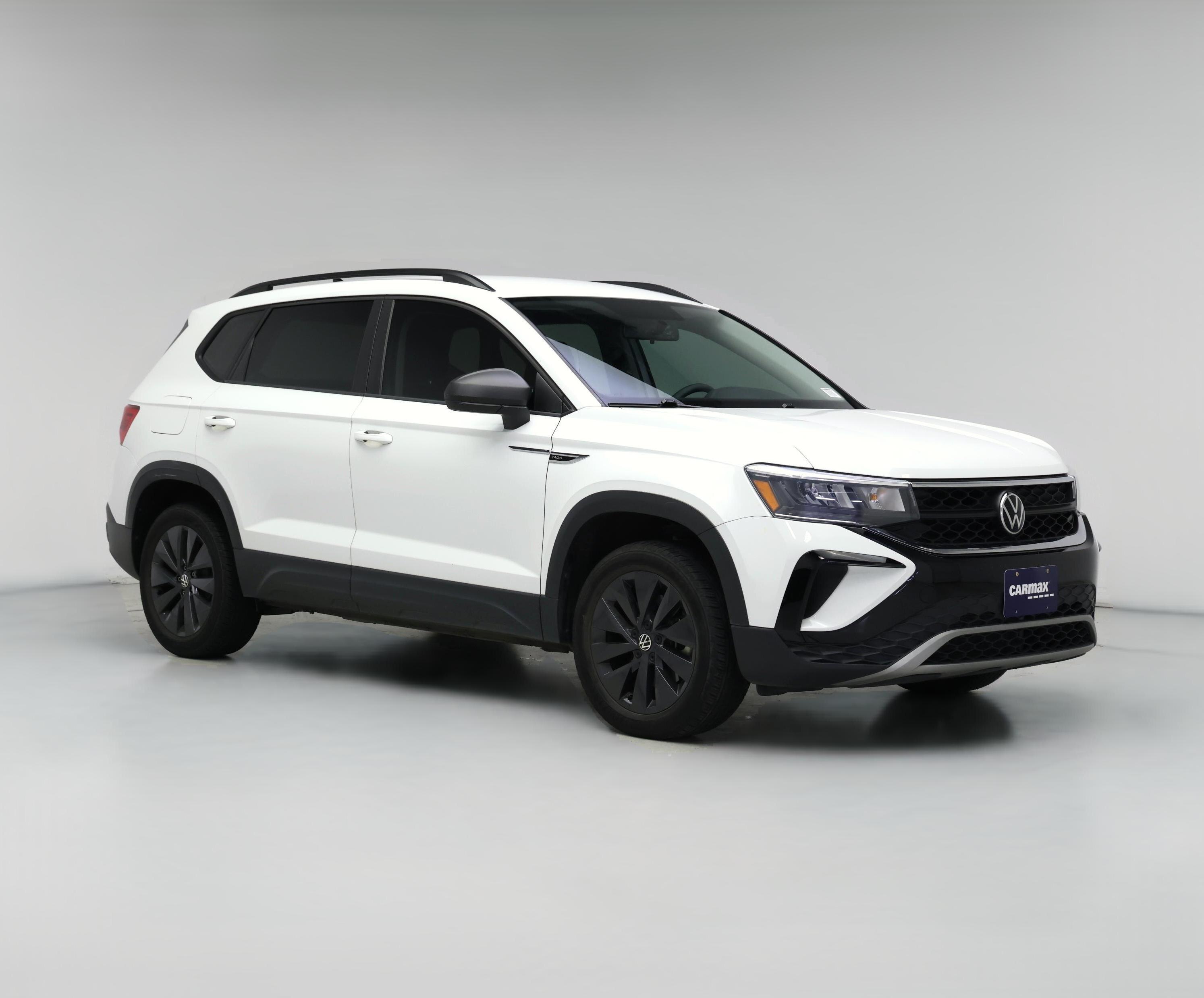 Thumbnail: 2022 Volkswagen Taos - 1