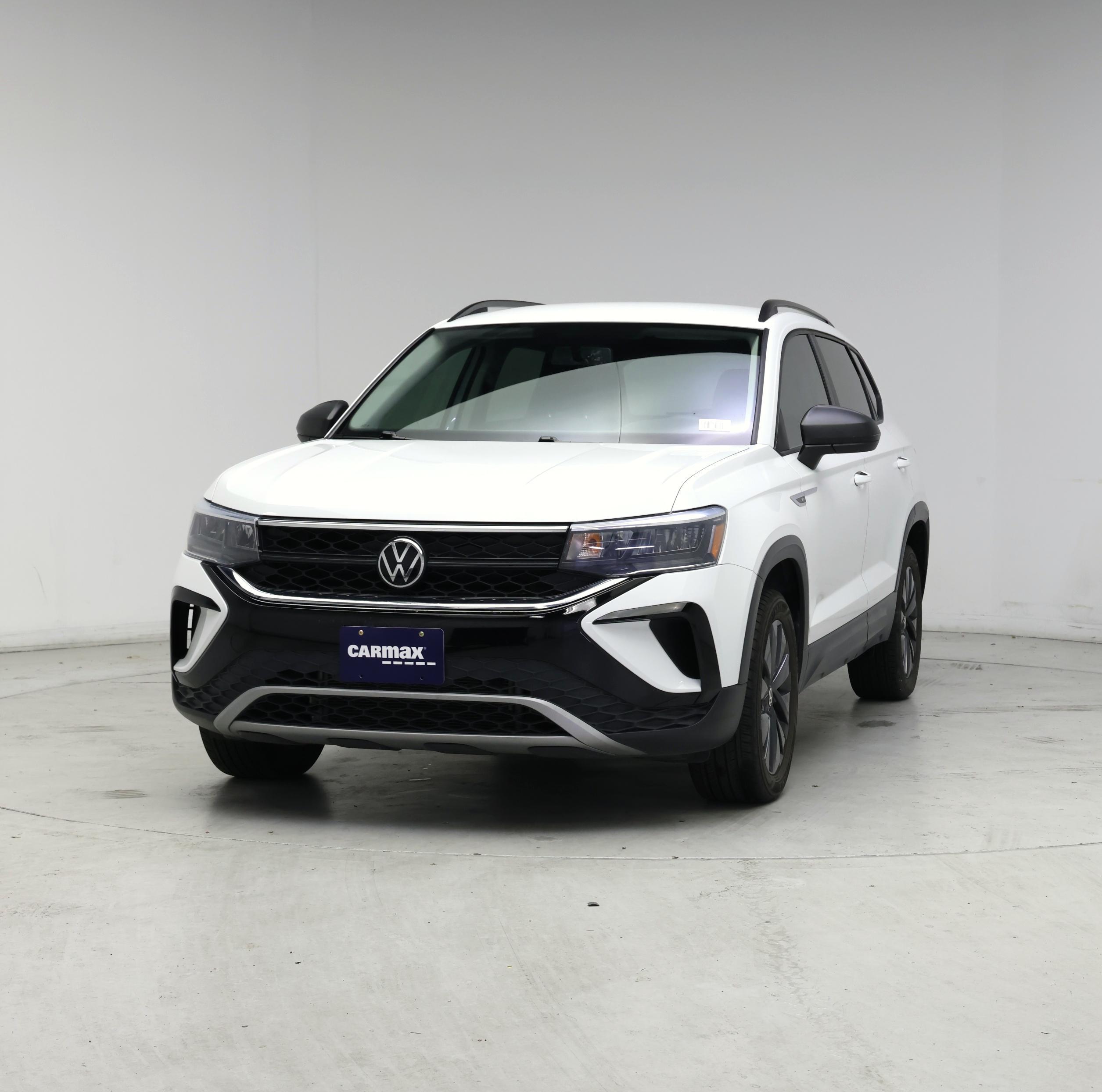 Thumbnail: 2022 Volkswagen Taos - 4