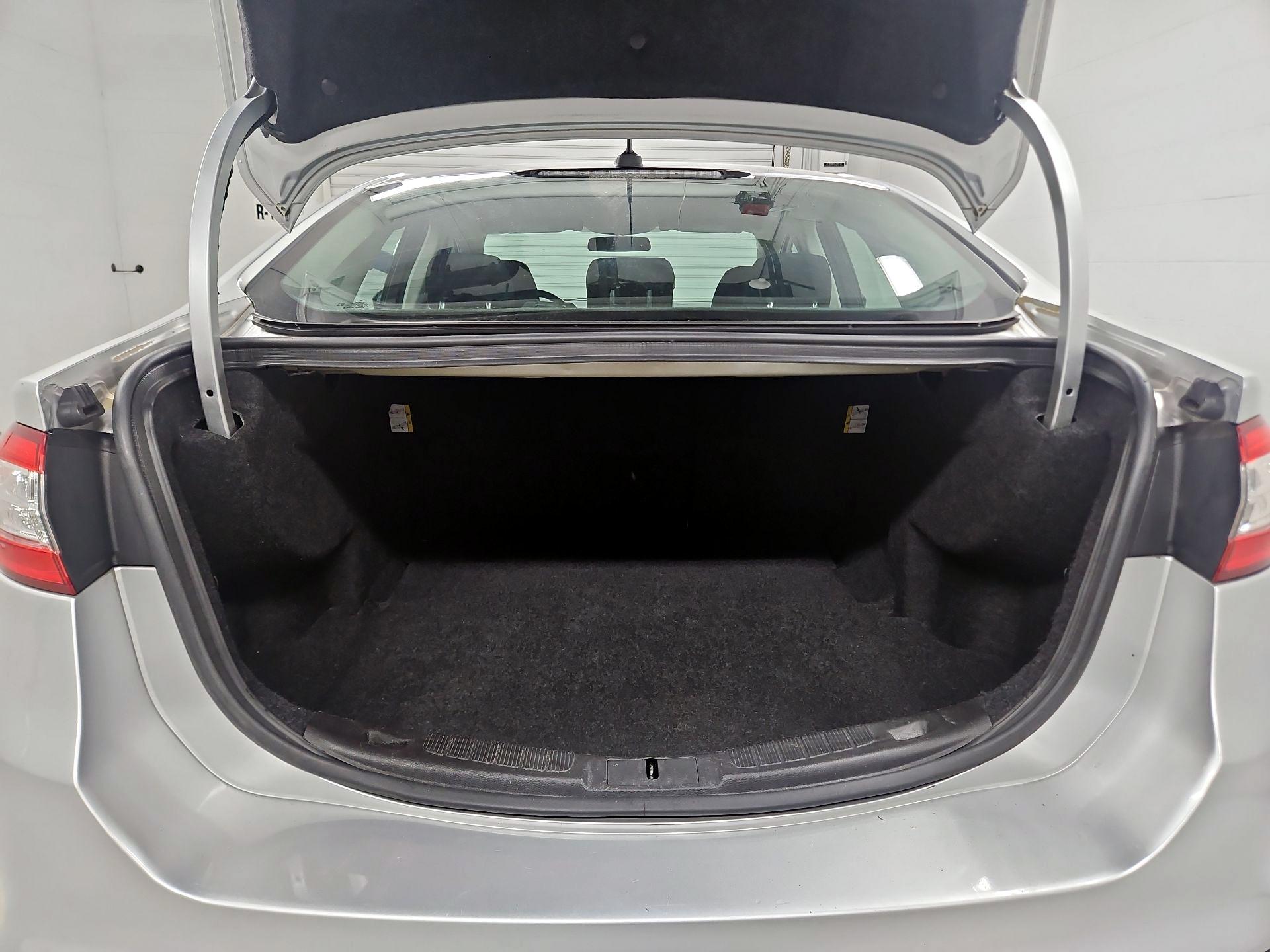 Thumbnail: 2016 Ford Fusion - 20