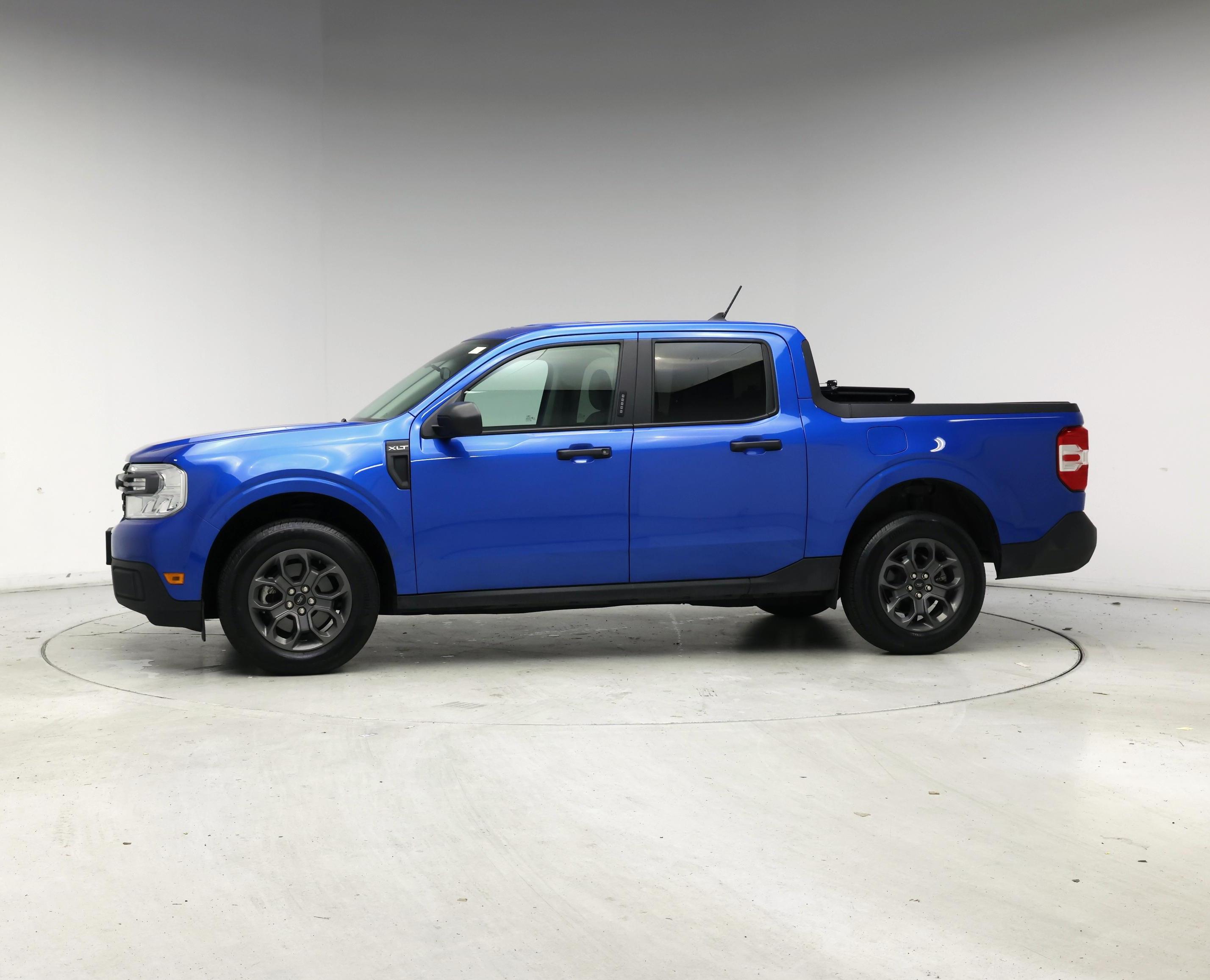 Thumbnail: 2022 Ford Maverick - 3