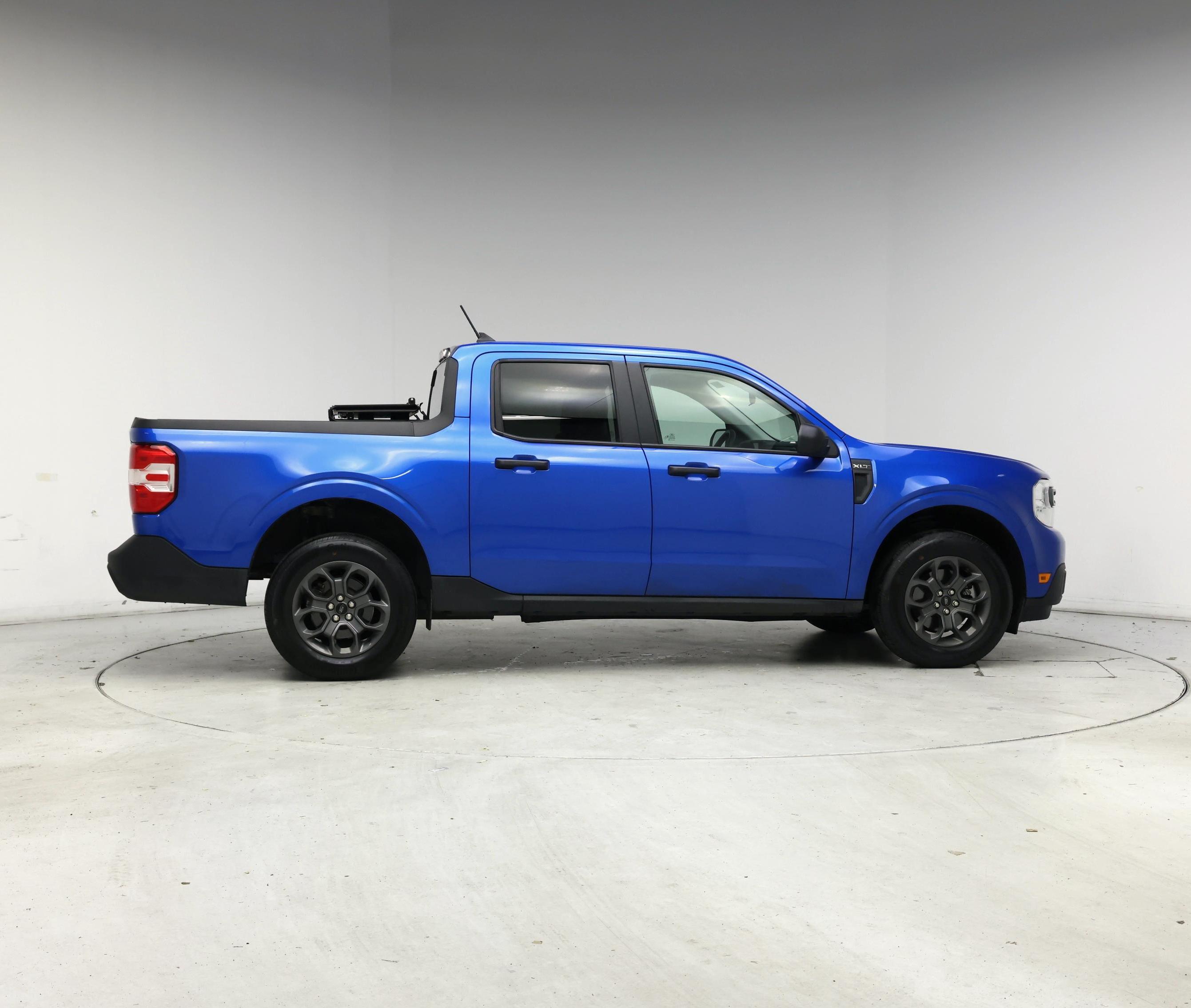 Thumbnail: 2022 Ford Maverick - 7