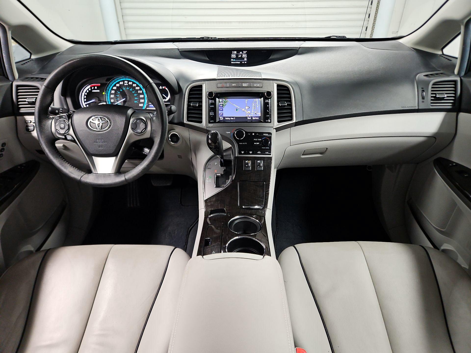 Thumbnail: 2014 Toyota Venza - 9