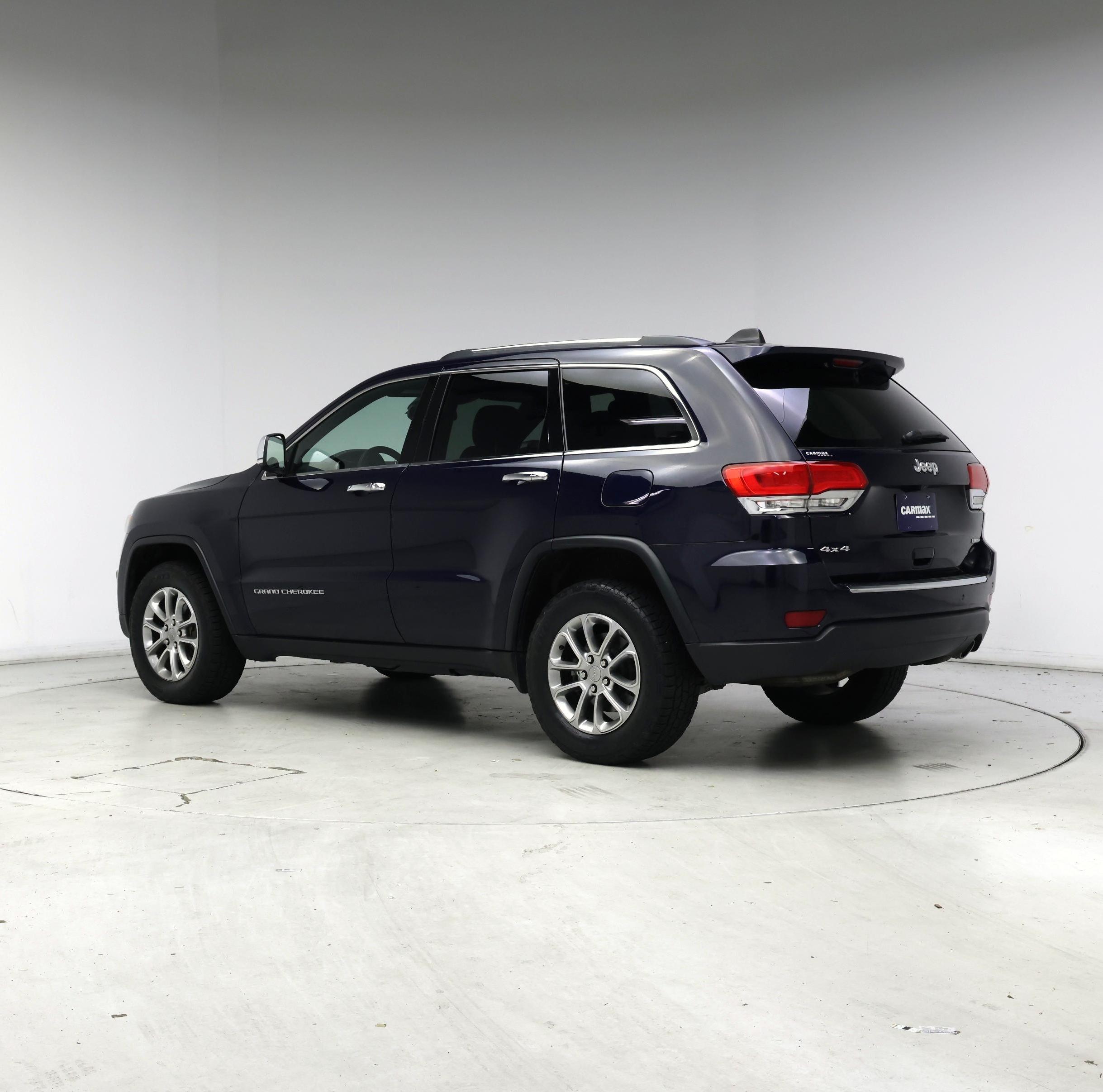 Thumbnail: 2015 Jeep Grand Cherokee - 2