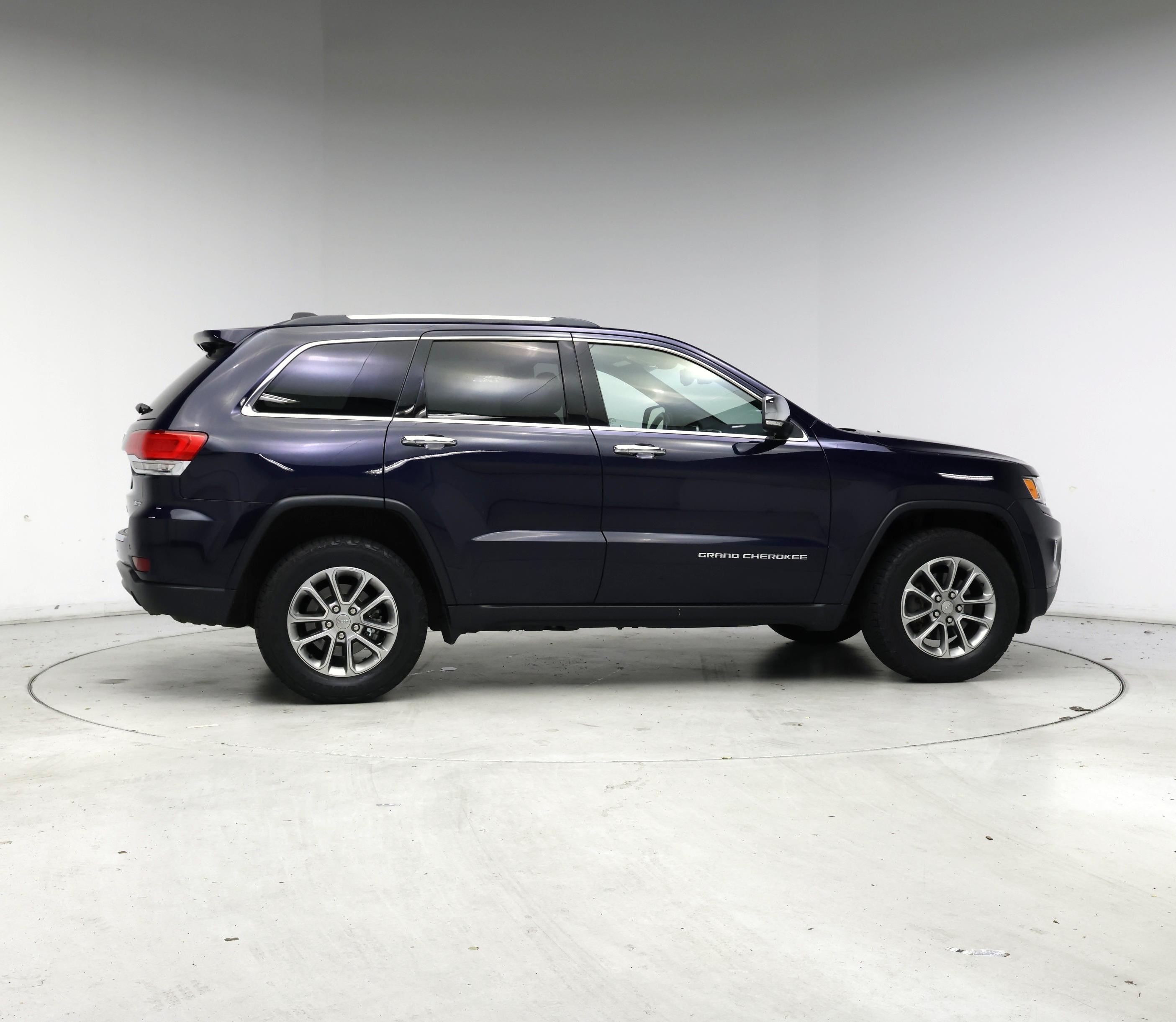 Thumbnail: 2015 Jeep Grand Cherokee - 7