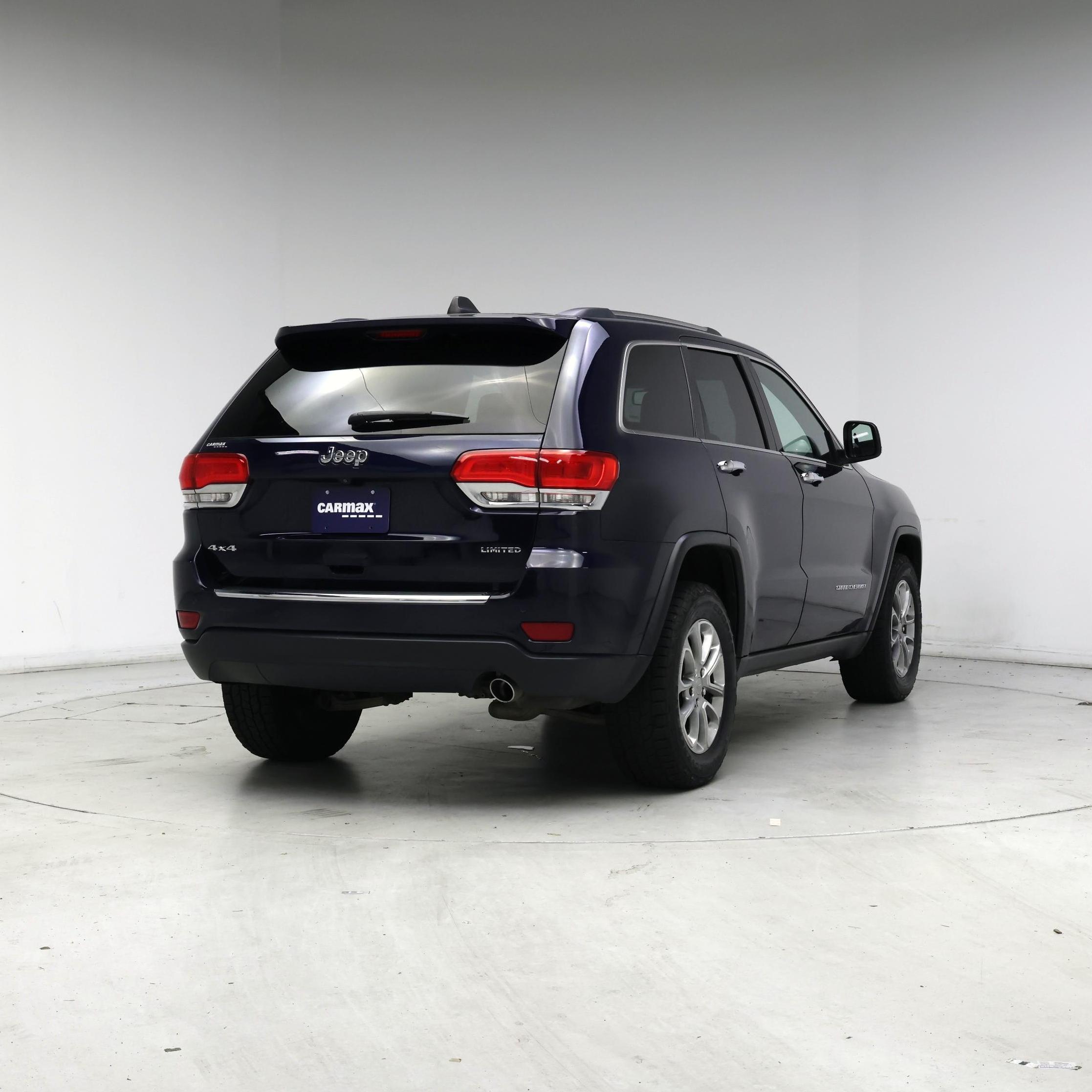 Thumbnail: 2015 Jeep Grand Cherokee - 8