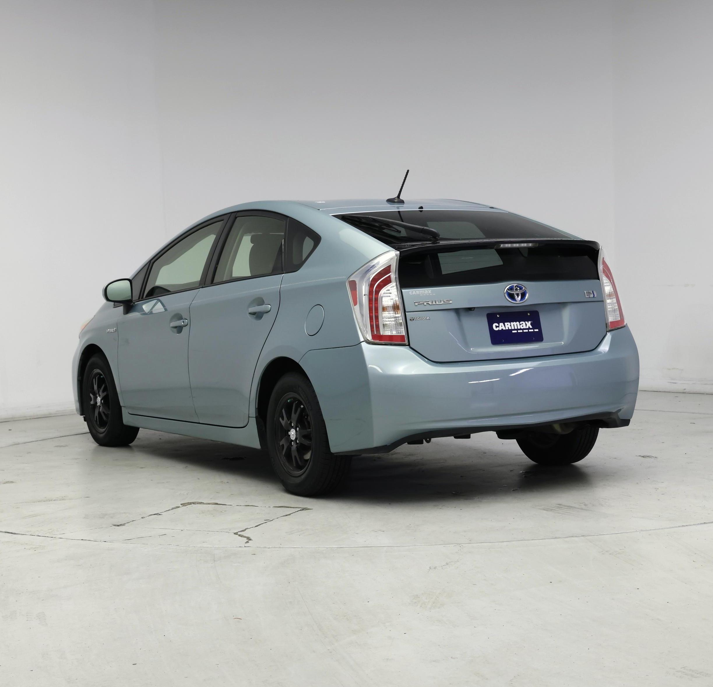 Thumbnail: 2015 Toyota Prius - 2