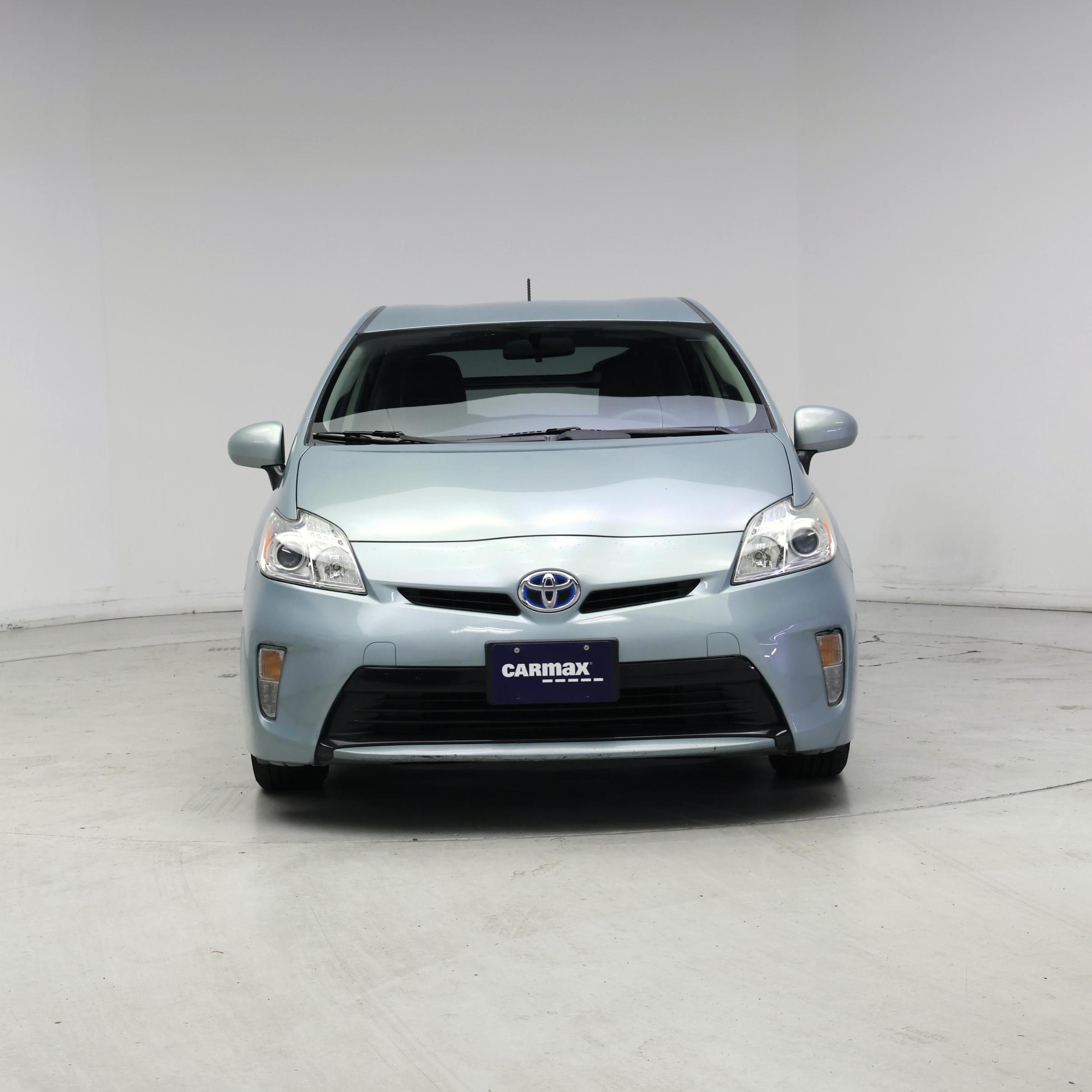 Thumbnail: 2015 Toyota Prius - 5