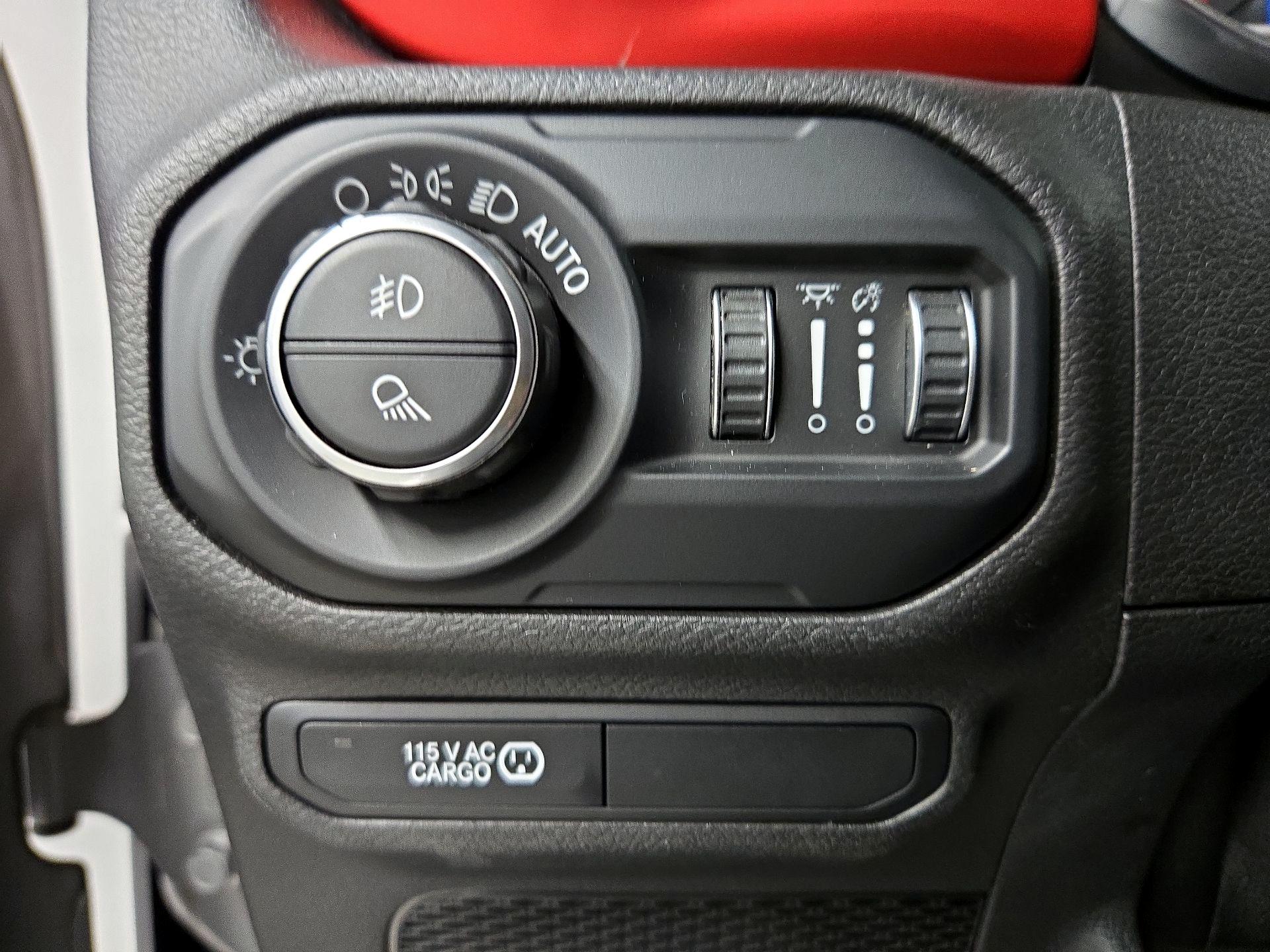 Thumbnail: 2020 Jeep Gladiator - 13