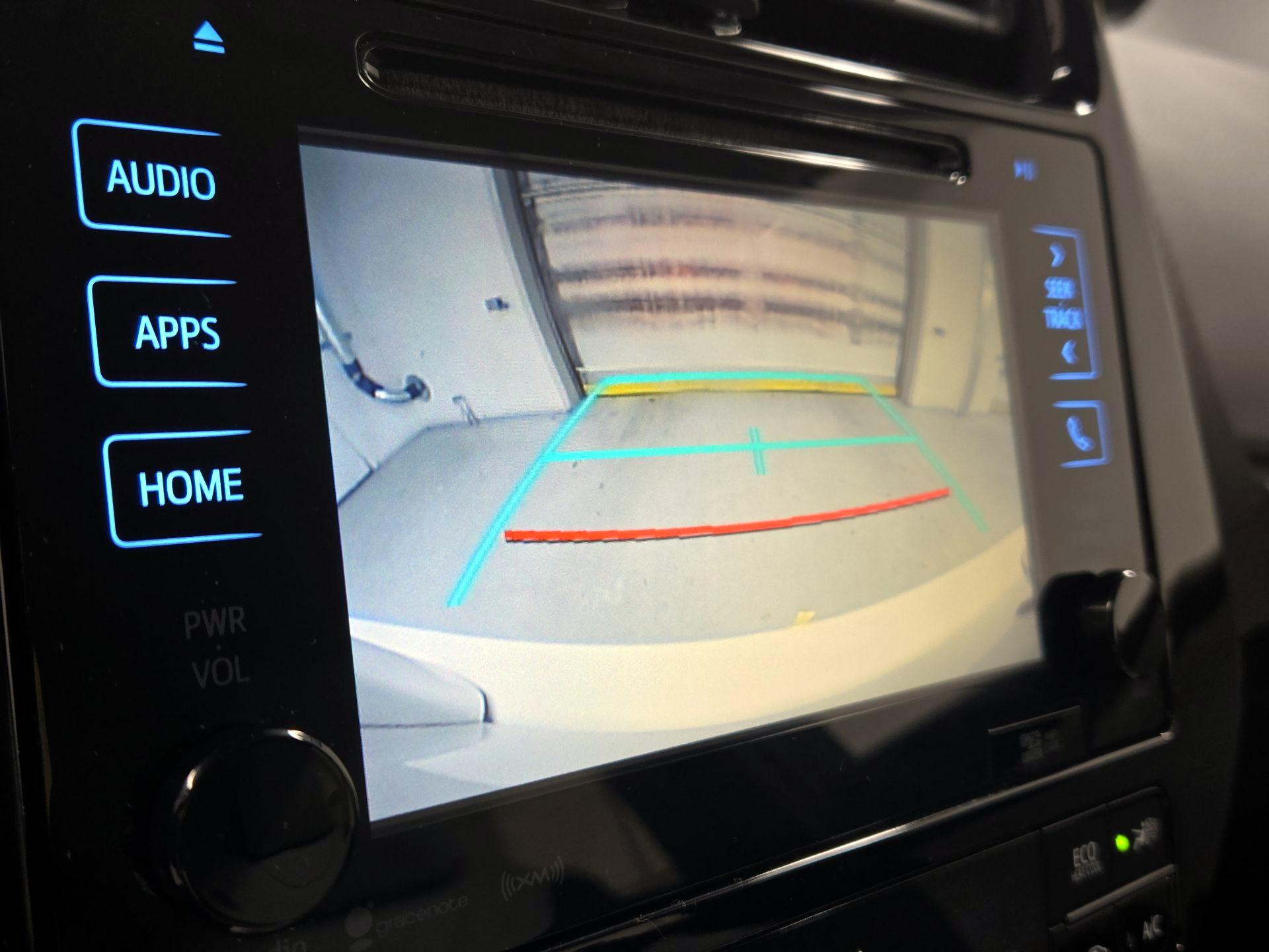 Thumbnail: 2016 Toyota Prius - 15