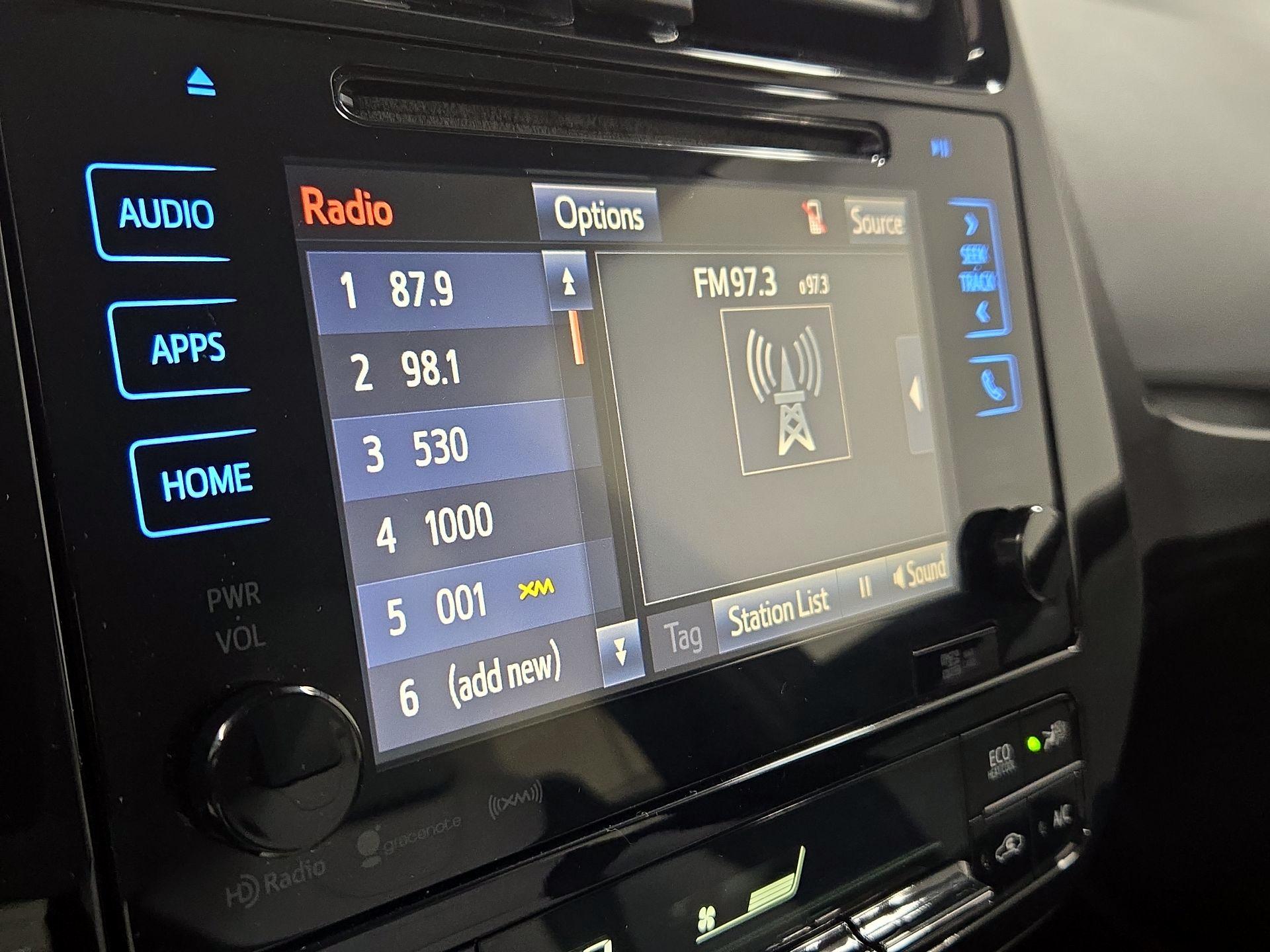 Thumbnail: 2016 Toyota Prius - 16