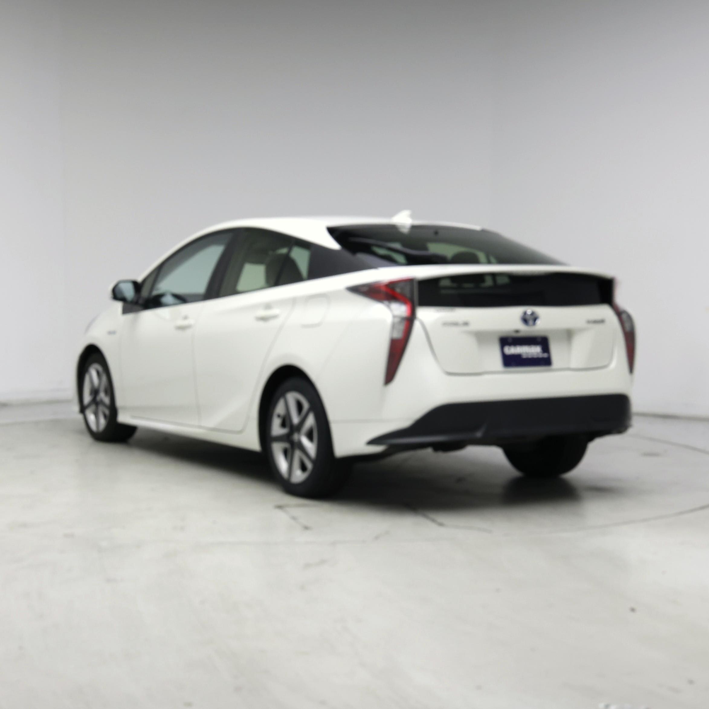 Thumbnail: 2016 Toyota Prius - 2