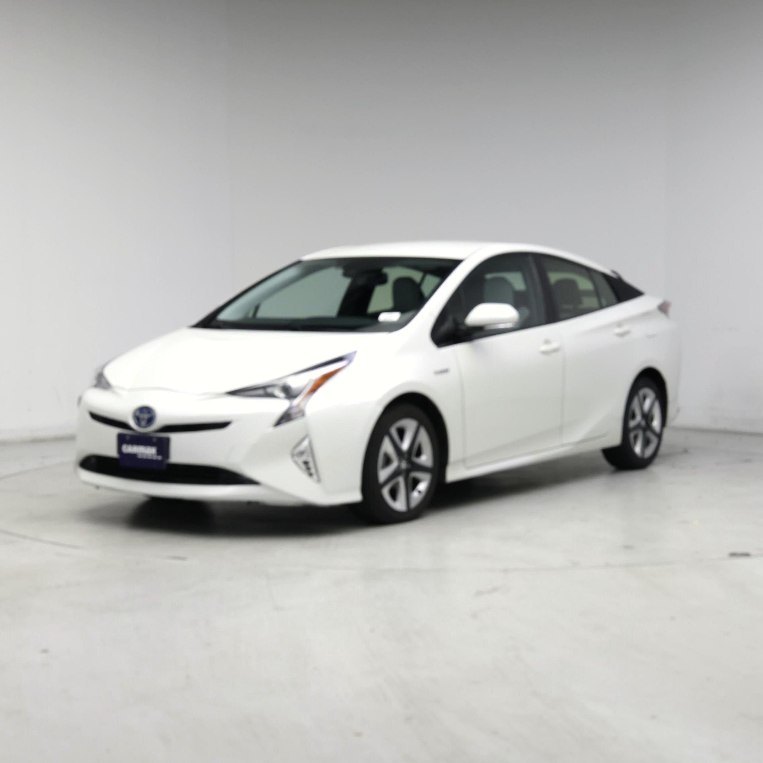 Thumbnail: 2016 Toyota Prius - 4