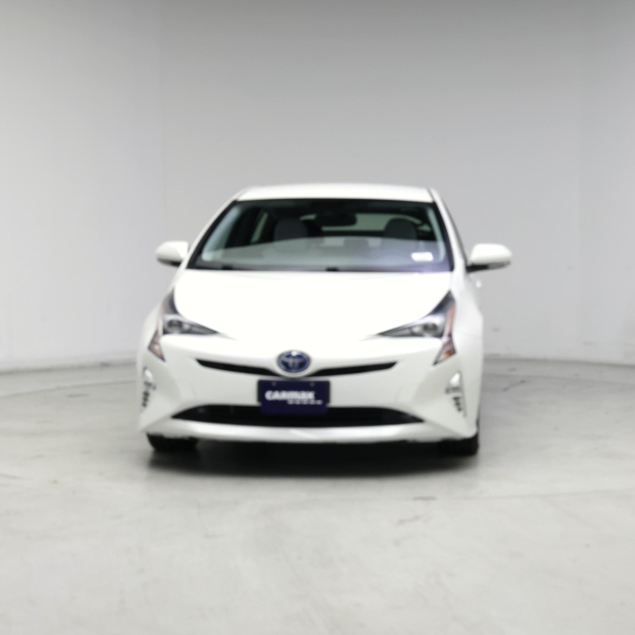 Thumbnail: 2016 Toyota Prius - 5