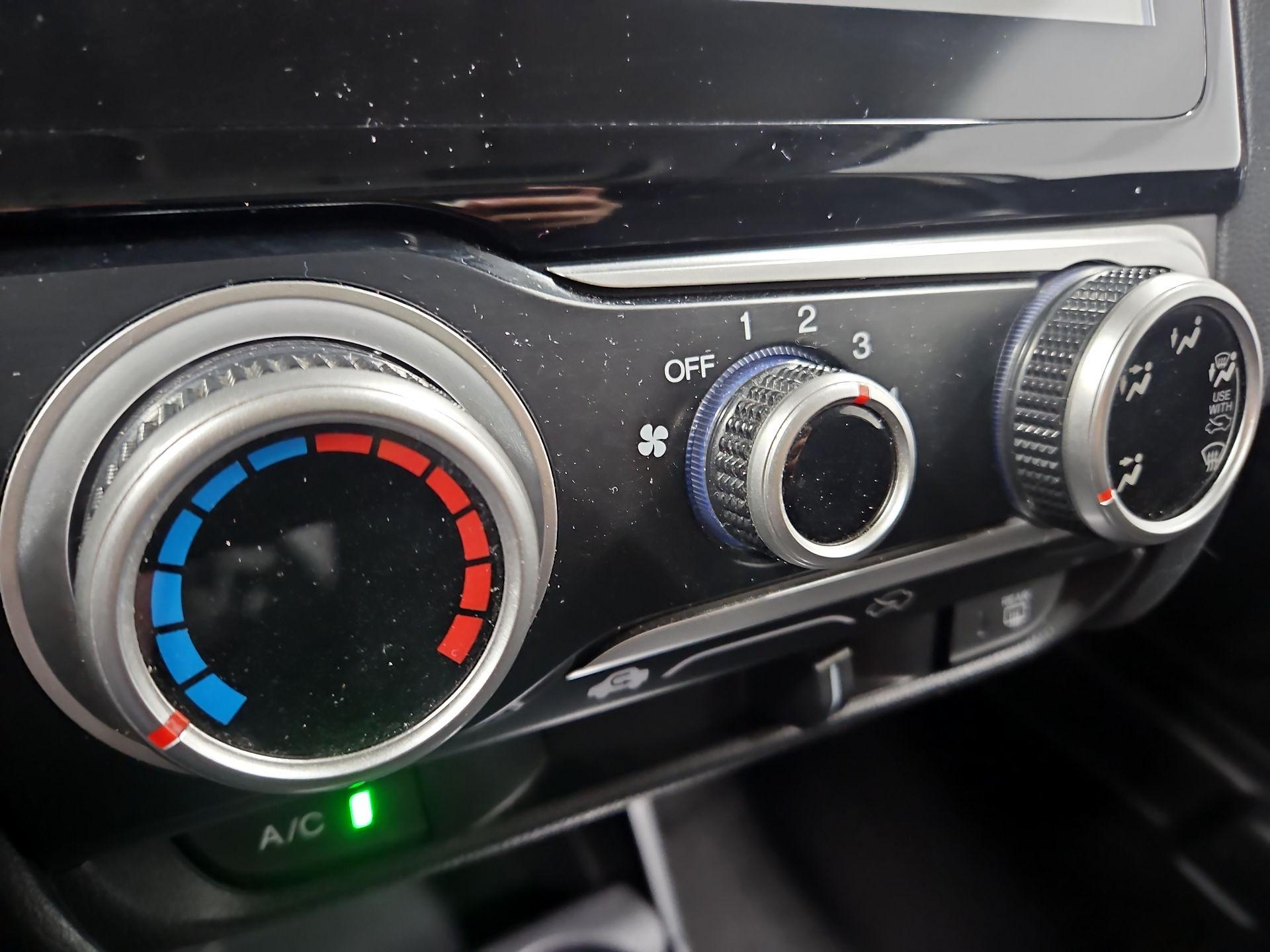 Thumbnail: 2016 Honda Fit - 16