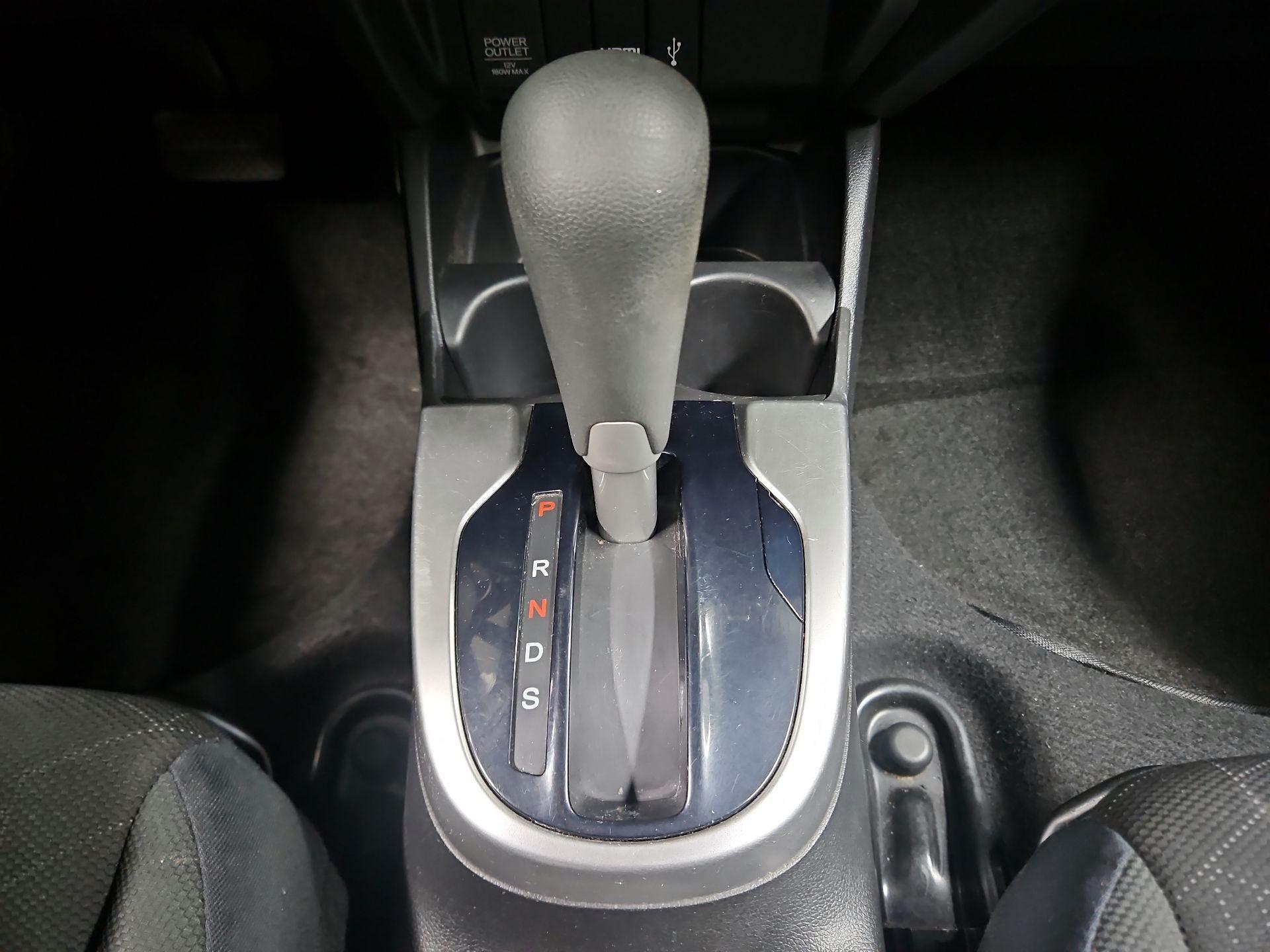 Thumbnail: 2016 Honda Fit - 17