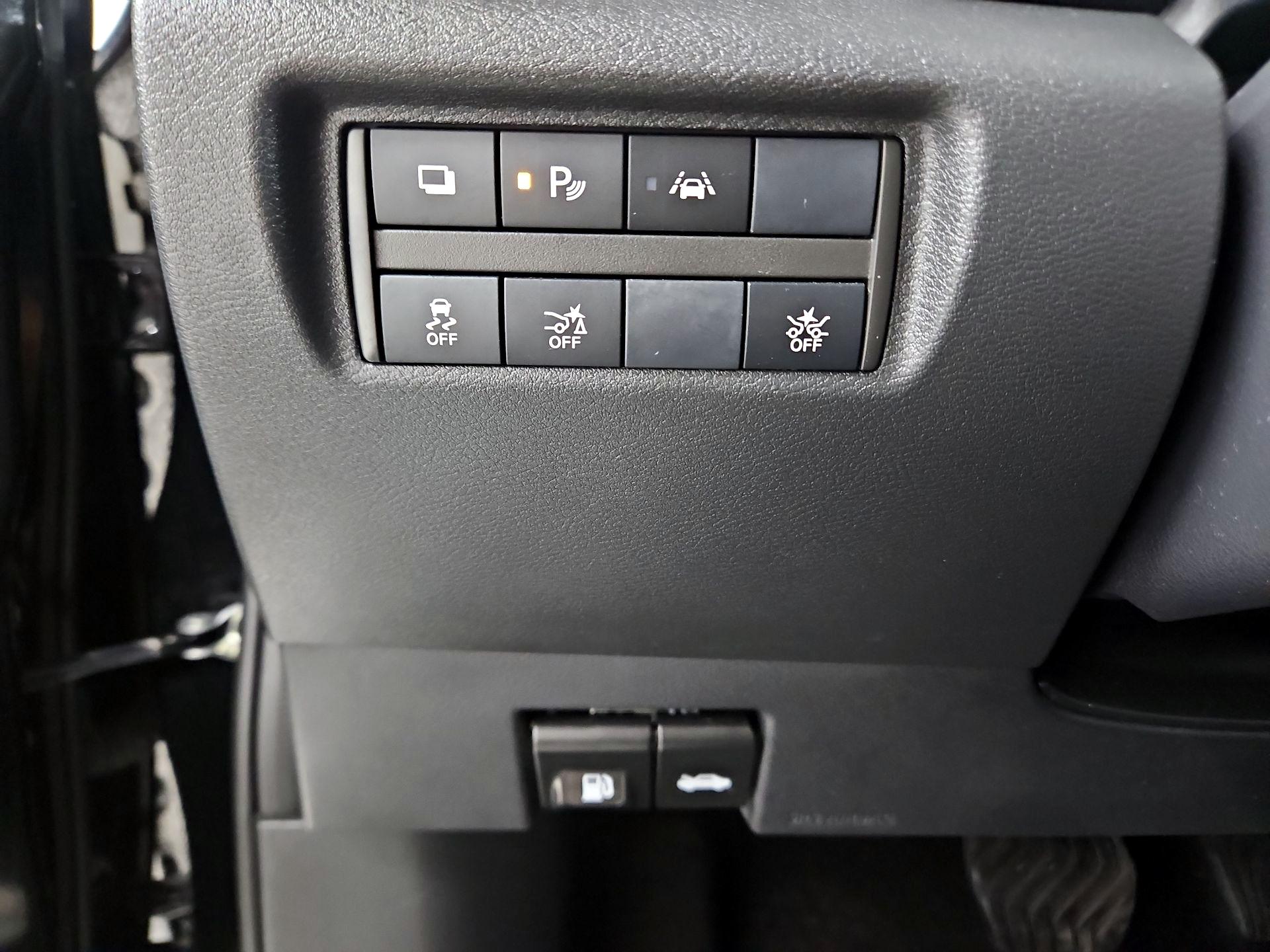 Thumbnail: 2020 Nissan Versa - 13