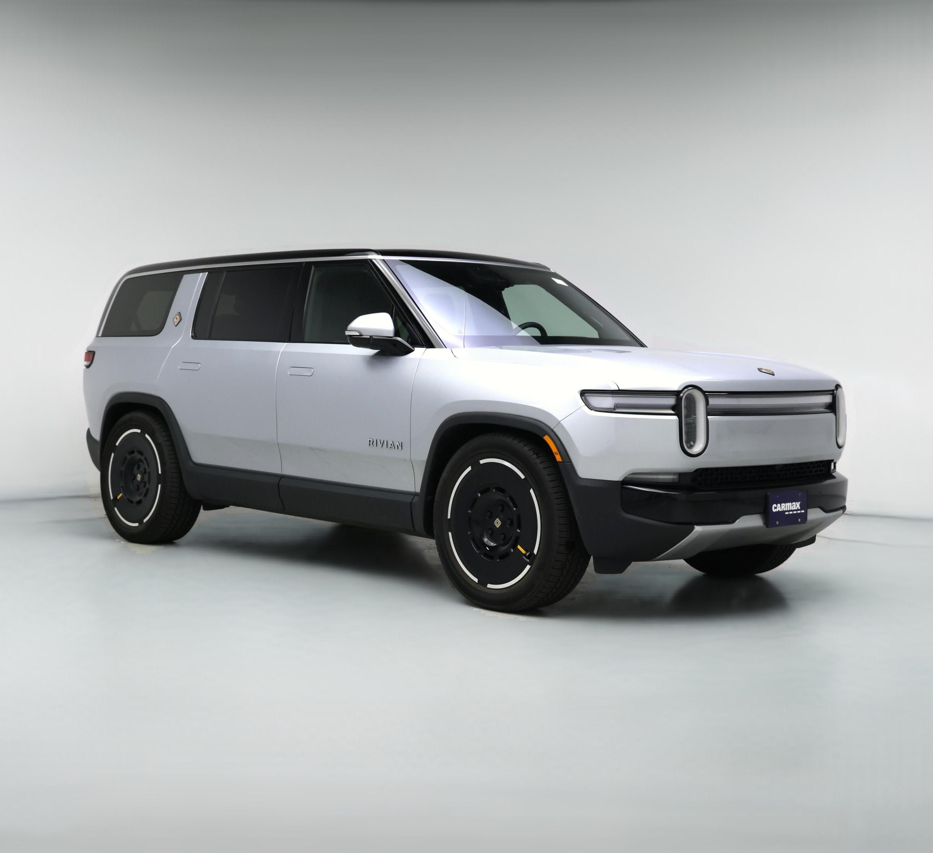 Thumbnail: 2025 Rivian R1S - 1