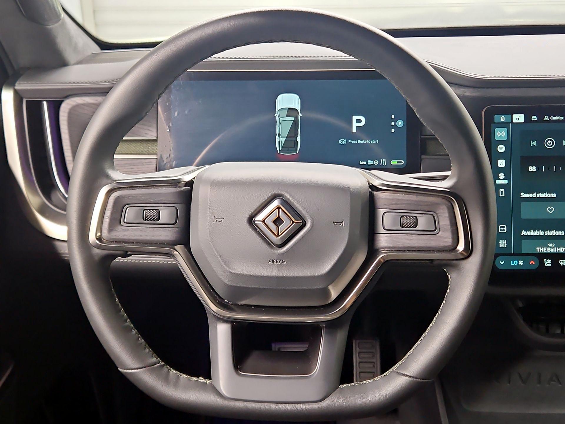 Thumbnail: 2025 Rivian R1S - 10