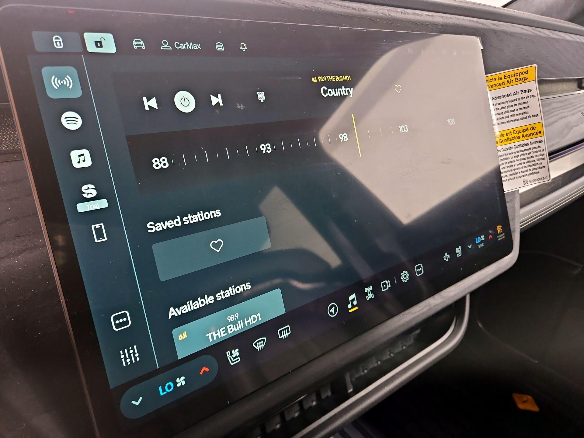 Thumbnail: 2025 Rivian R1S - 14
