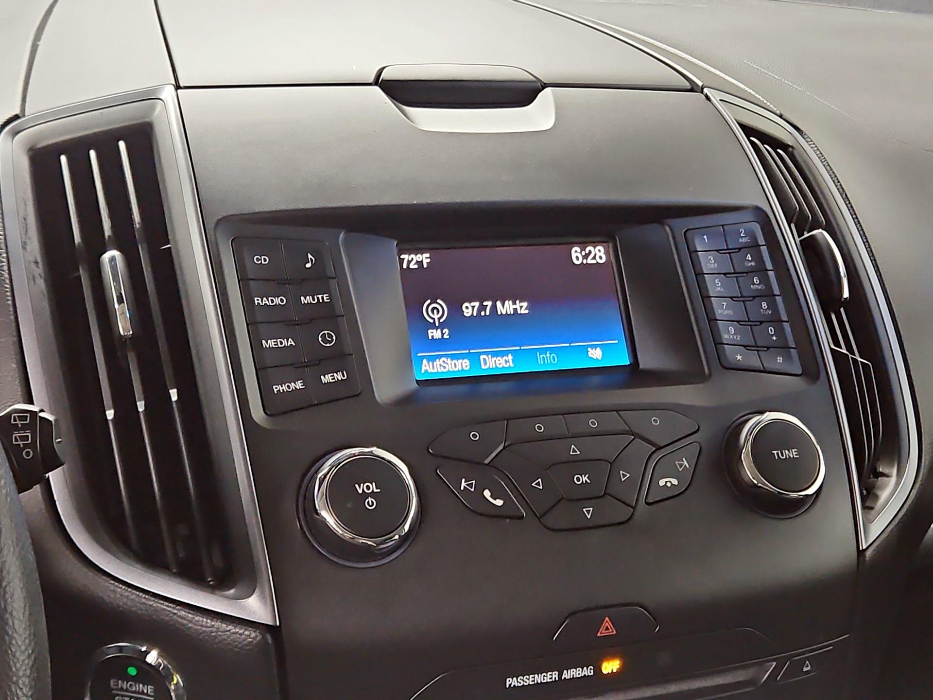 Thumbnail: 2016 Ford Edge - 15