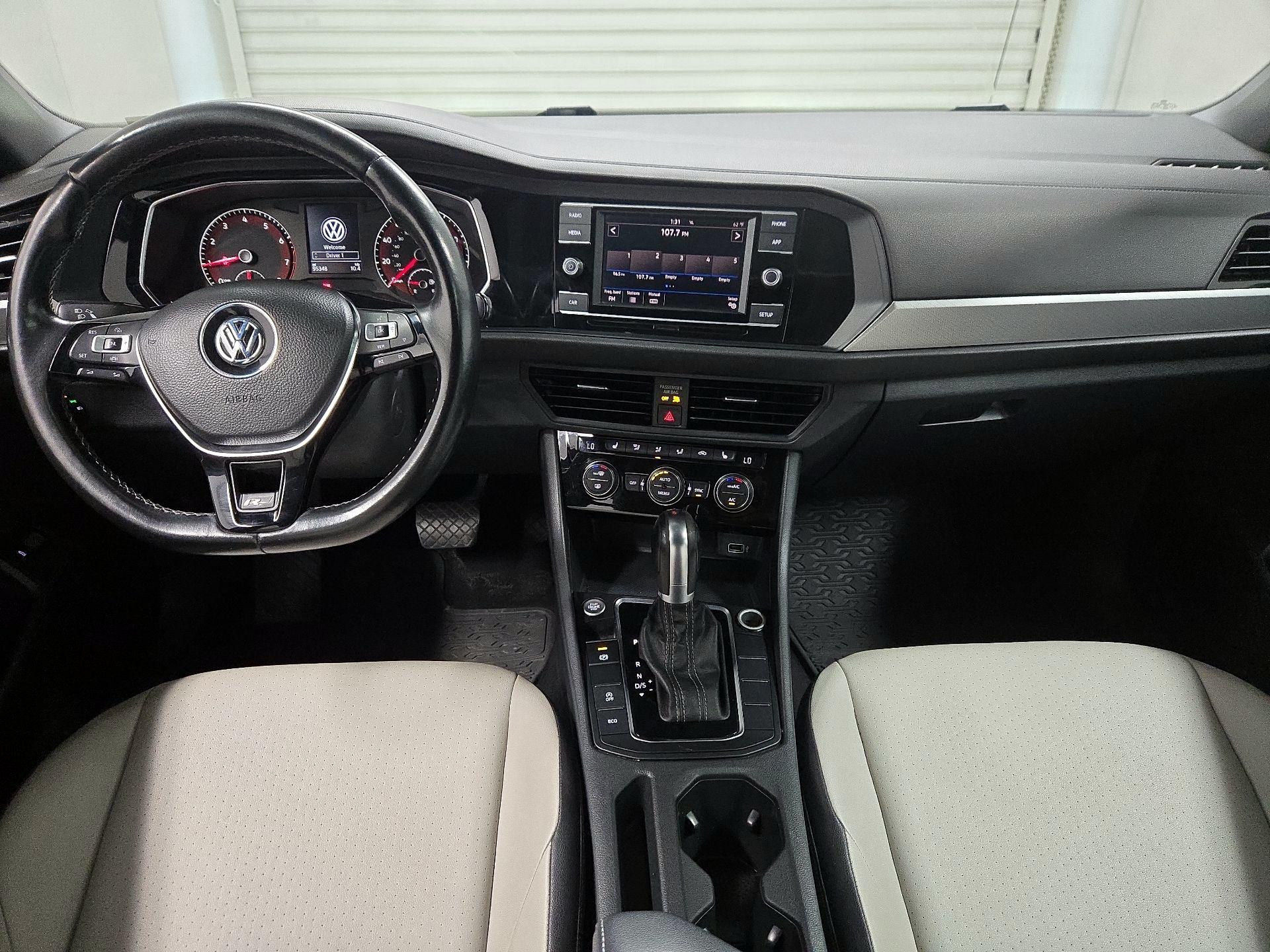 Thumbnail: 2019 Volkswagen Jetta - 9