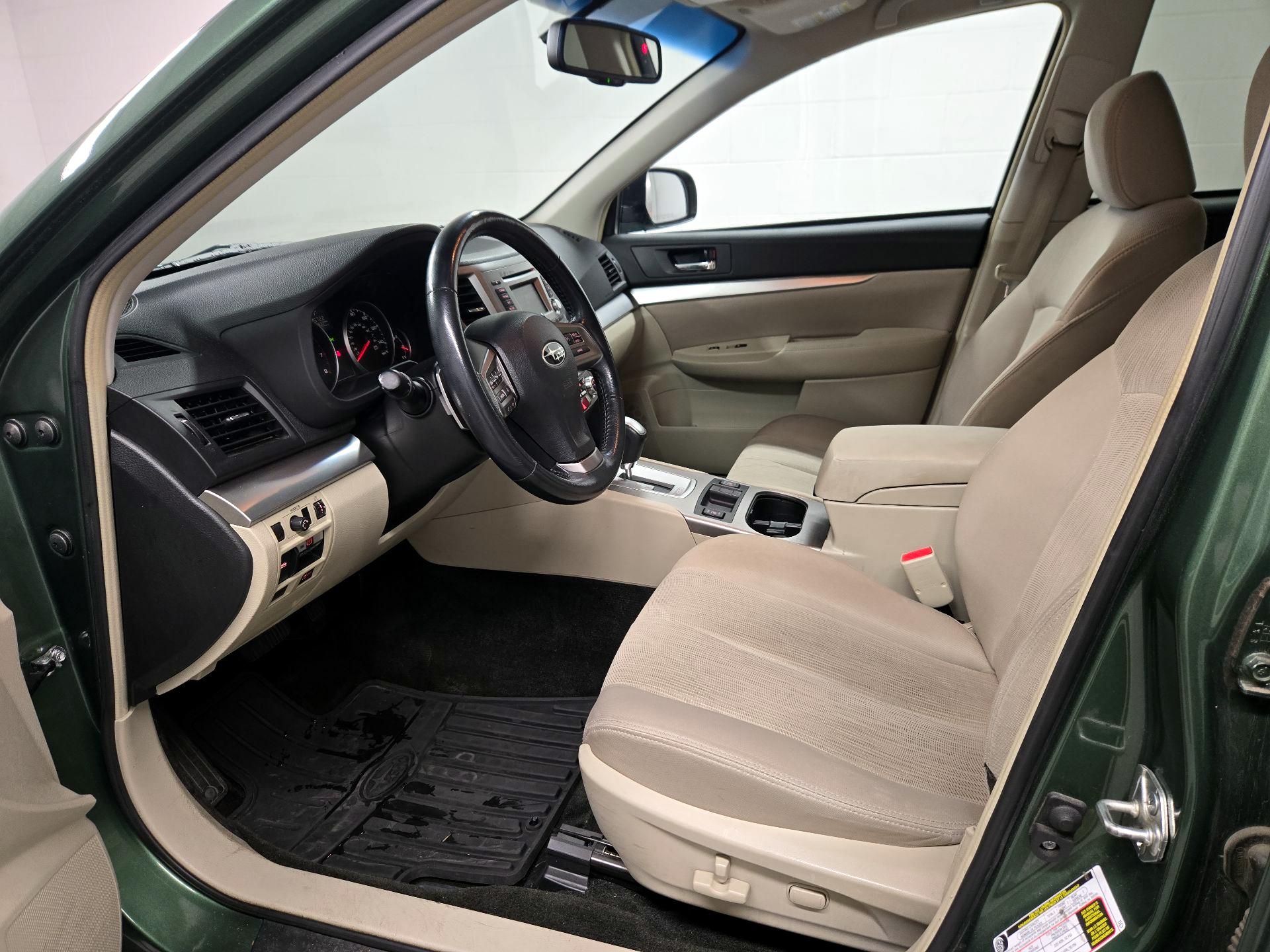 Thumbnail: 2014 Subaru Outback - 11