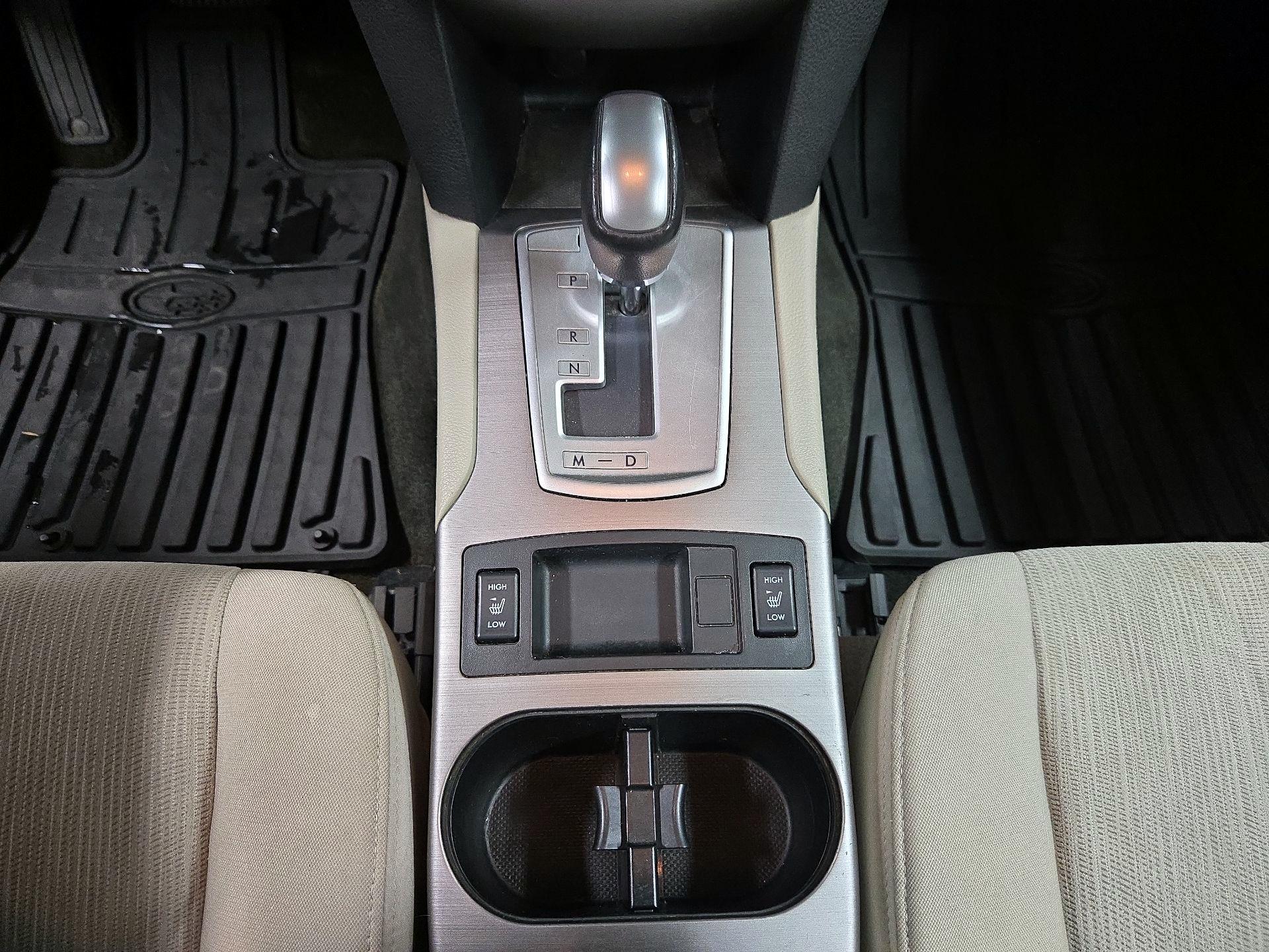 Thumbnail: 2014 Subaru Outback - 16