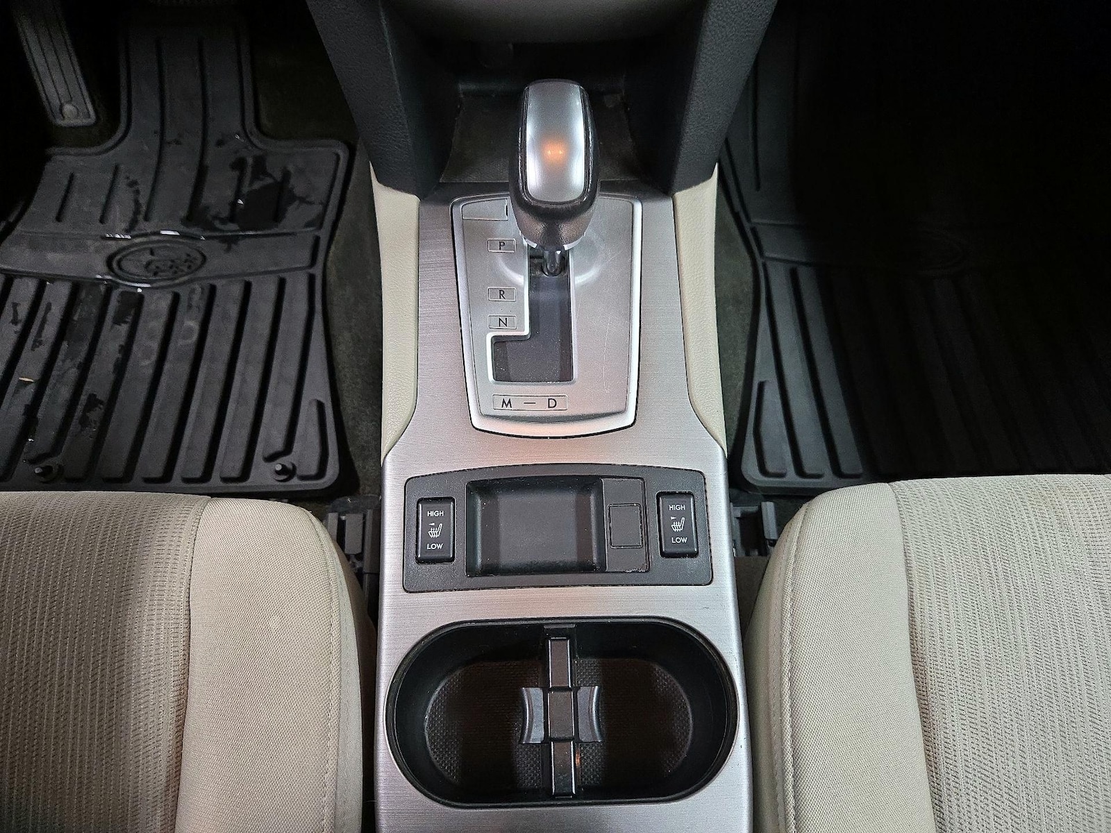 2014 Subaru Outback 2.5i Premium - Photo 17