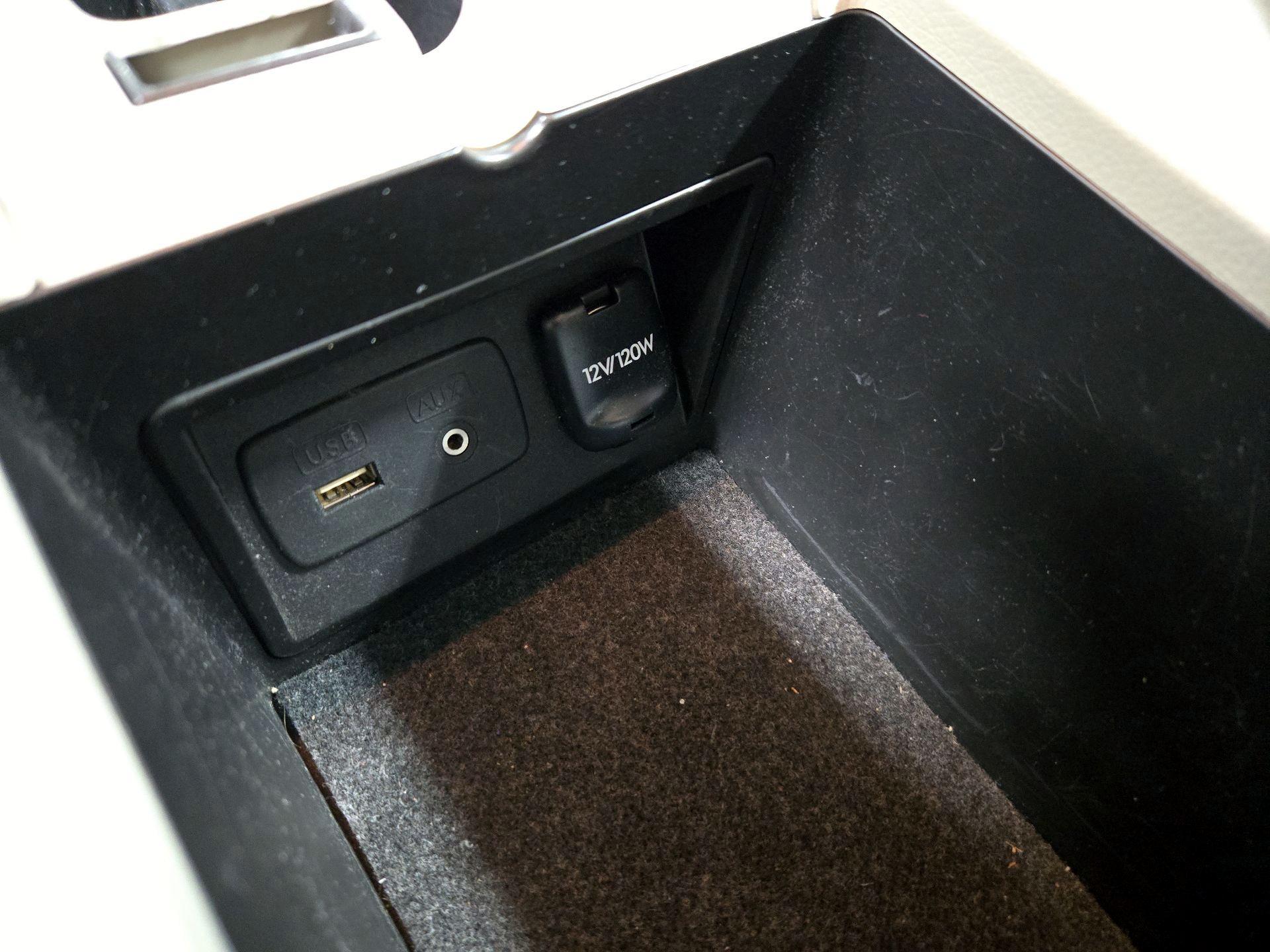 Thumbnail: 2014 Subaru Outback - 17